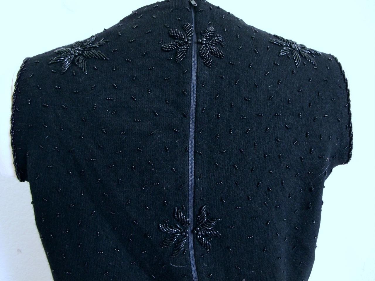 Vintage 50s 60s Wool Angora Beaded Sleeveless Sweater Shell Top Black 36&Prime; Bust