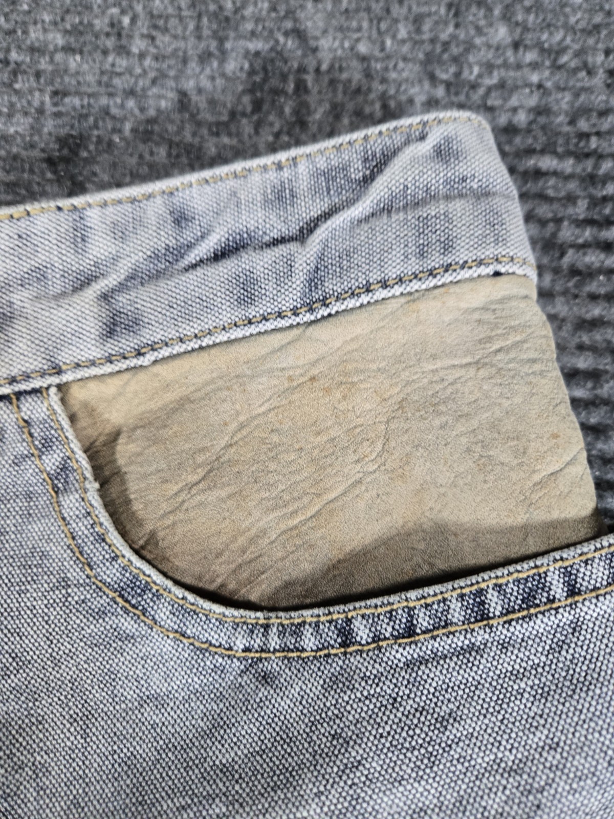VTG Guess Mom Jeans High Waist Denim Leather USA Georges Marciano Distressed 32