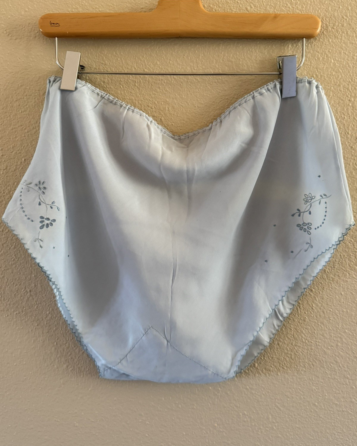 Set of 4 VTG 1940&rsquo;s Italian 100% Silk Handmade Underwear – Never Worn