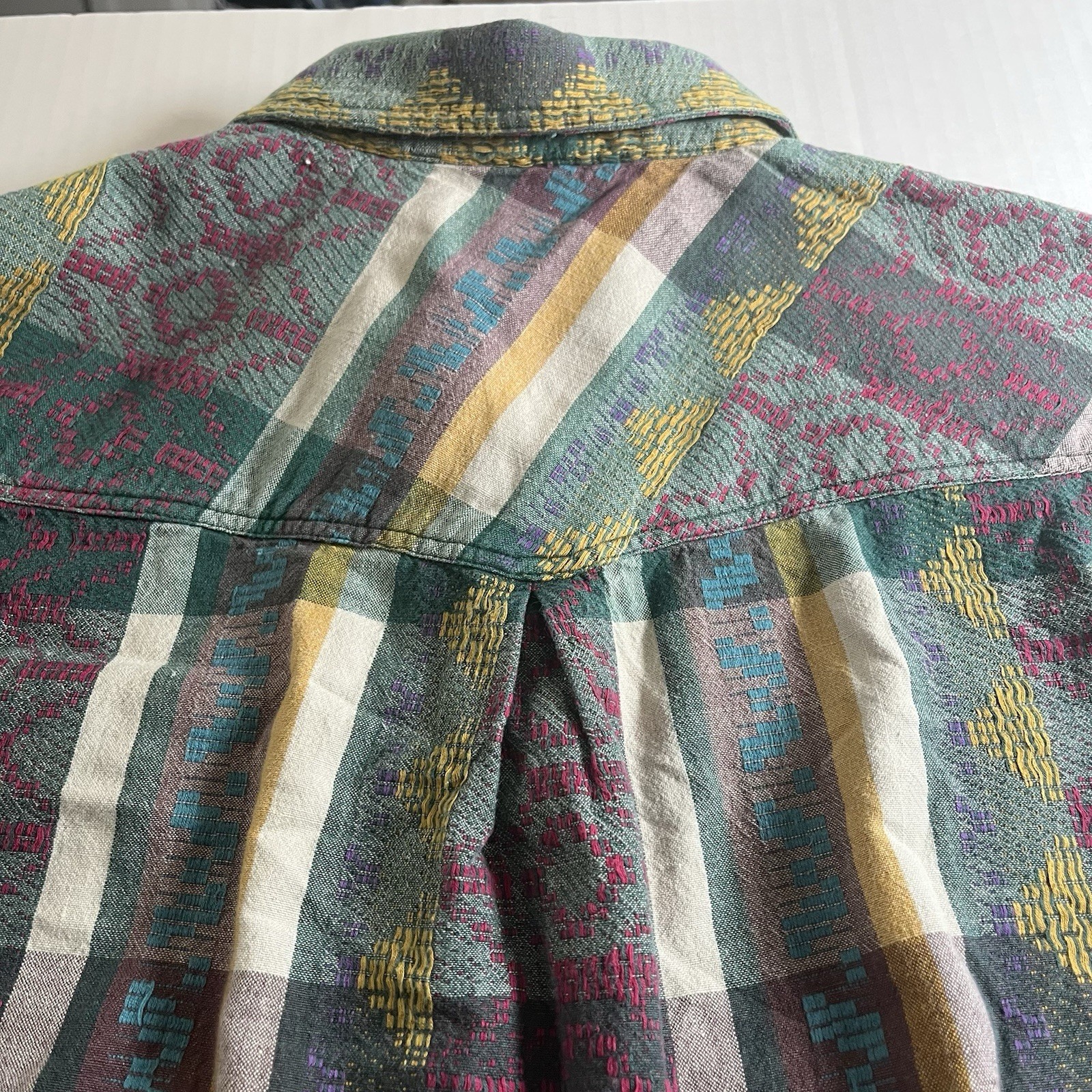 Cabin Creek vintage long sleeve button up Aztec shirt size XL, cotton Bangladesh