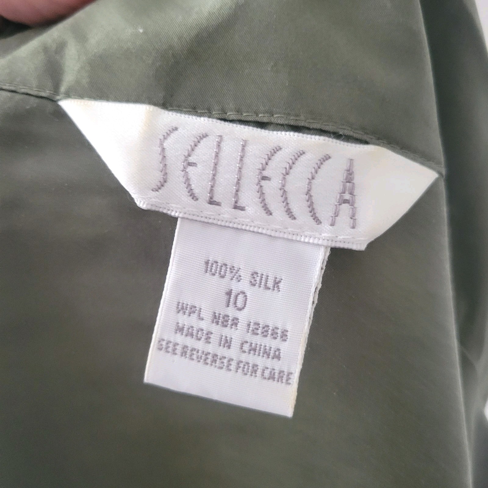 Vintage 100% Silk Olive Green Blouse Button Up Short Sleeve Size Medium