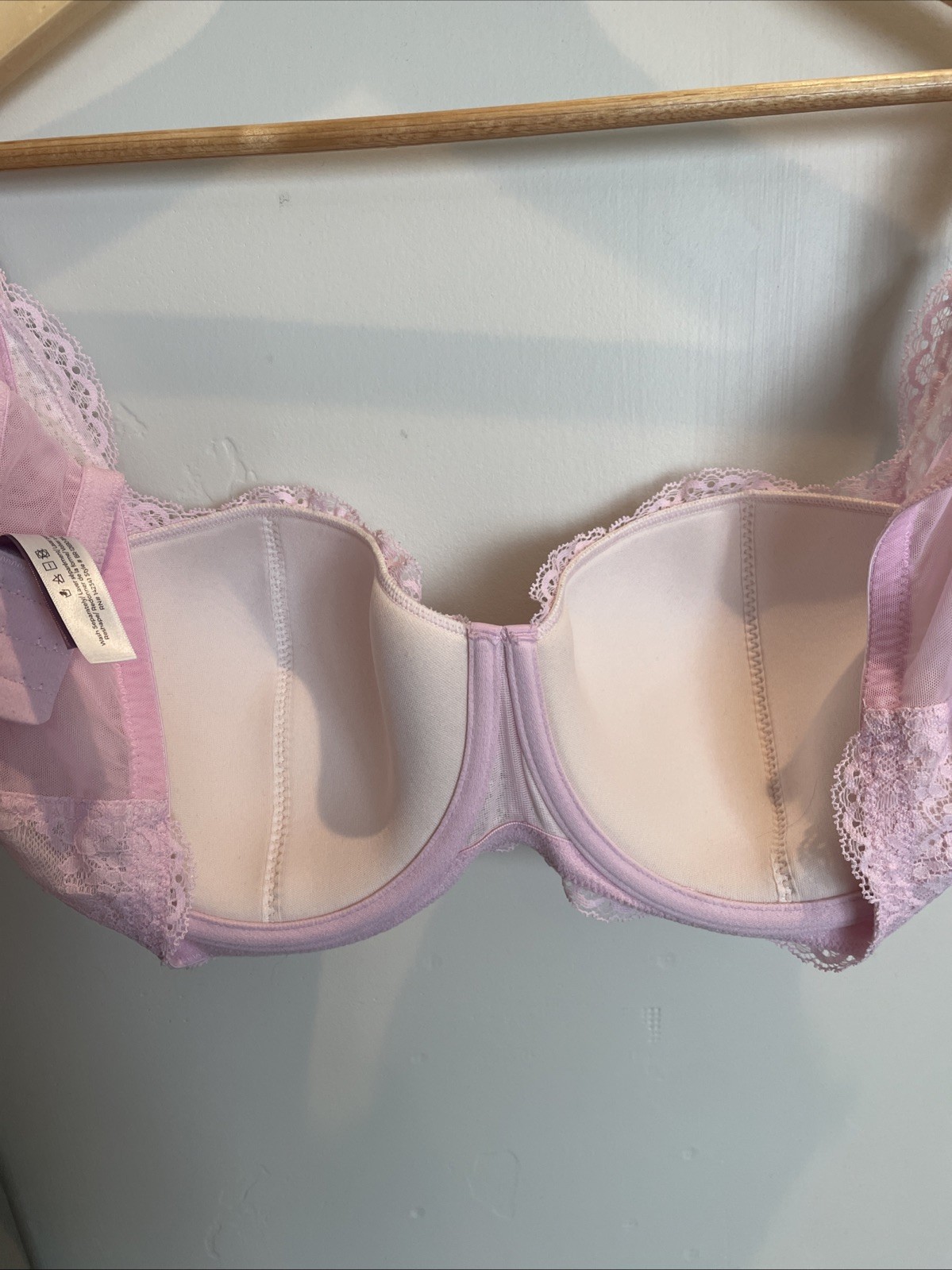 Adore Me Underwire Full Bra size 38DD Pink With Lace – Nice!