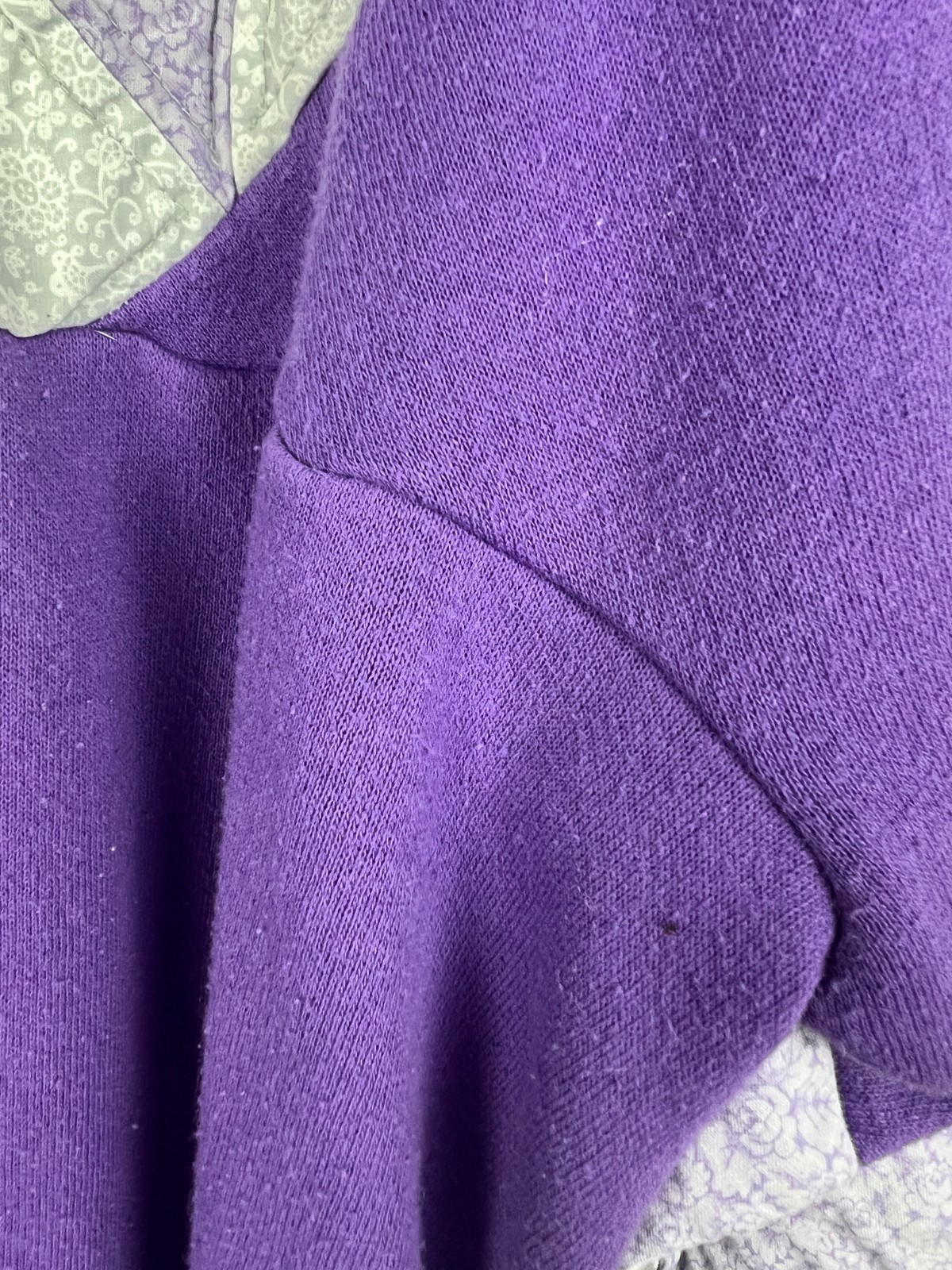 80s purple crew neck sweatshirt patchwork floral altered balloon sleeves M/L