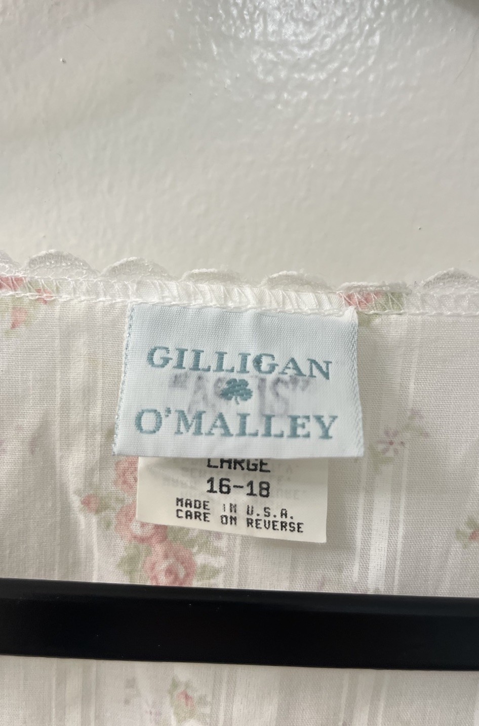 GILLIGAN O&rsquo;MALLEY Floral Night Gown Light Weight Short Sleeve SIZE Large 16-18
