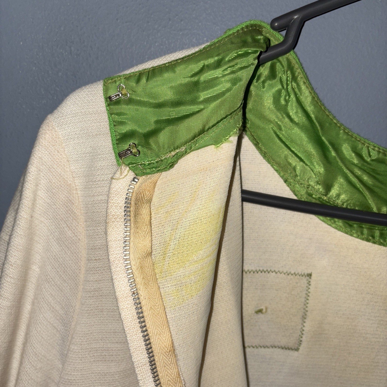 Vintage 1960’s Mod Style Knit Shift Dress Cream & Lime Green Size 16