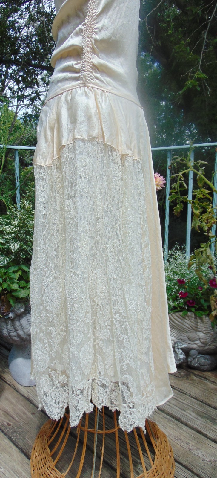 1920s Champagne Satin & Lace Robe de Style Wedding Dress AS IS