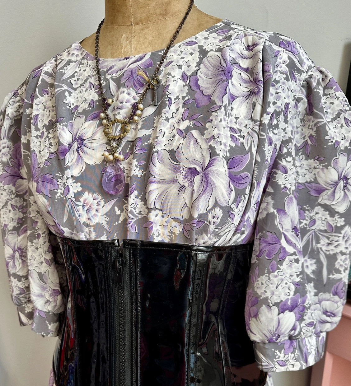 VTG Women’s Sz. 24W Lorac Originals Purple & Gray Floral Dress + Belt Plus Size