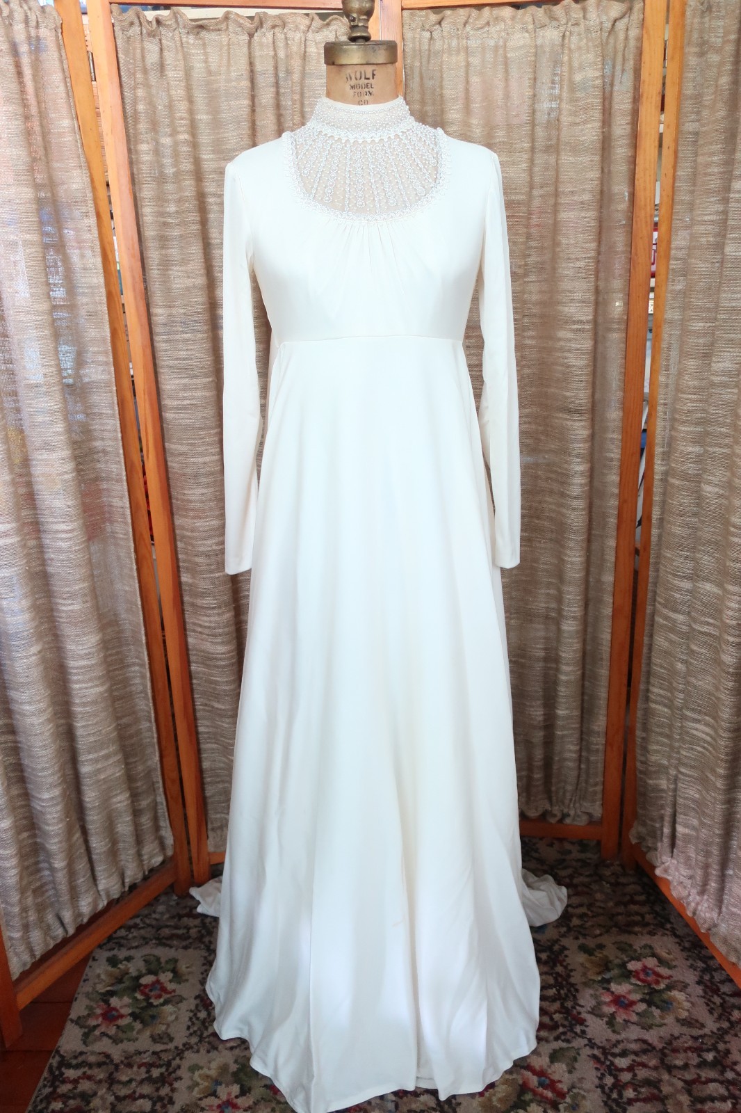 Vintage 1970s Wedding Dress High Beaded Neck Empire Waist w Train Cream Size M?