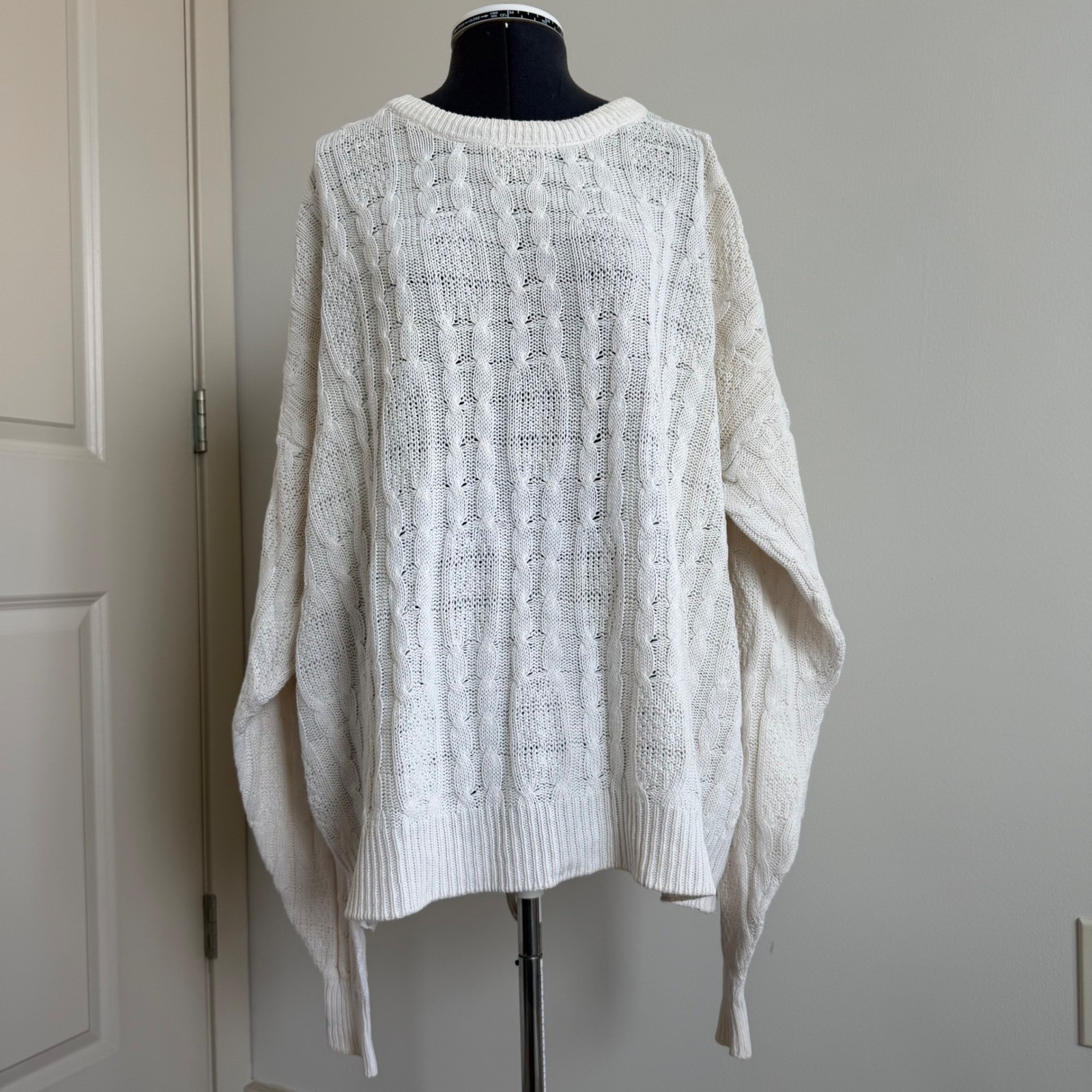 Vintage St. John&rsquo;s Bay Ramie Cotton Blend Cable Knit Slouchy Sweater