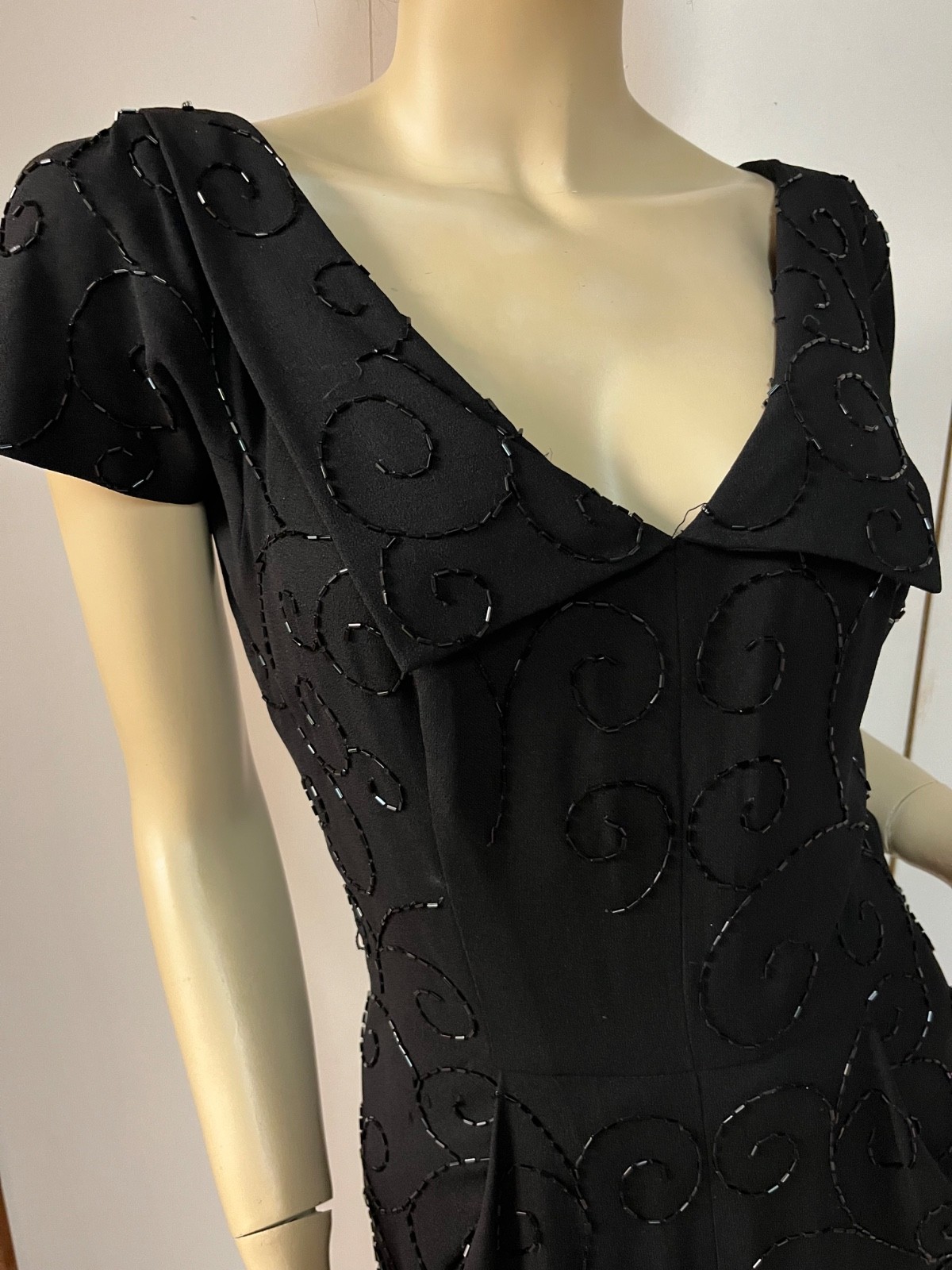 Vintage 1950s Cuffed Cleavage Black Beaded Side Zipper Cocktail Dress Bust 34