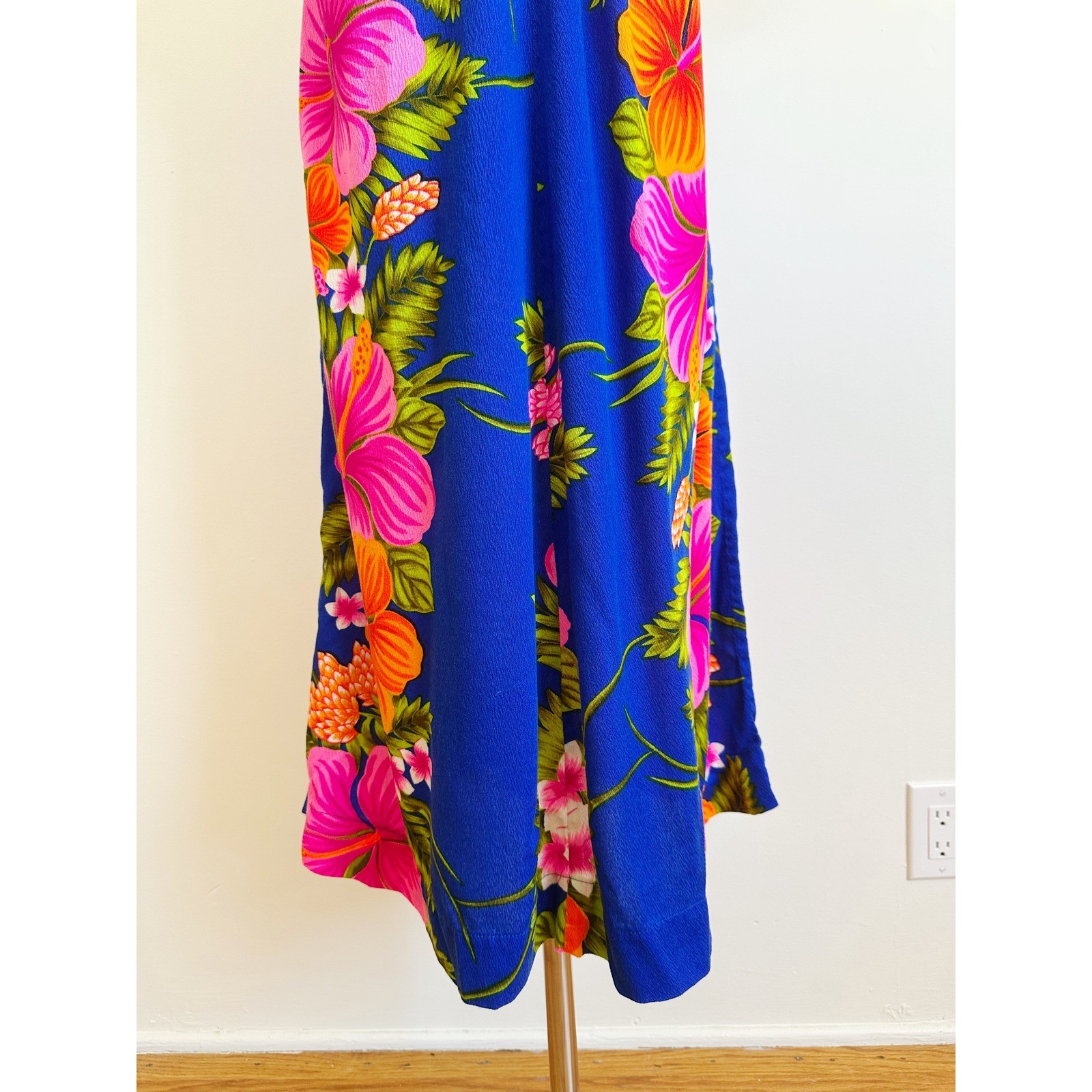 Vintage Pomare Hawaii Muumuu Dress Hibiscus Floral Medium Tiki Vacation Resort