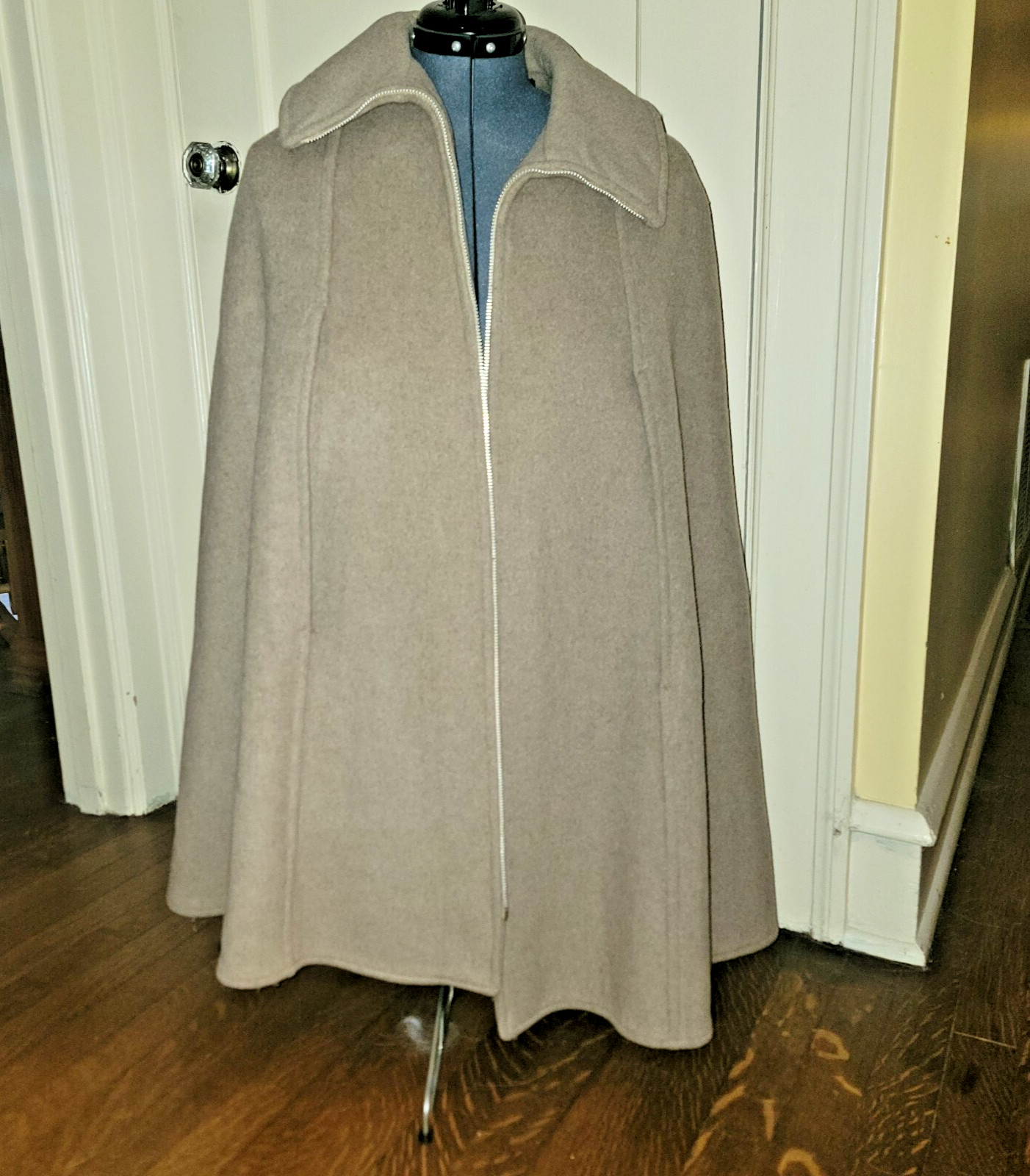 Vintage Gloverall Wool Cape Coat Jacket 1960&rsquo;s Made In England Women&rsquo;s L-XL