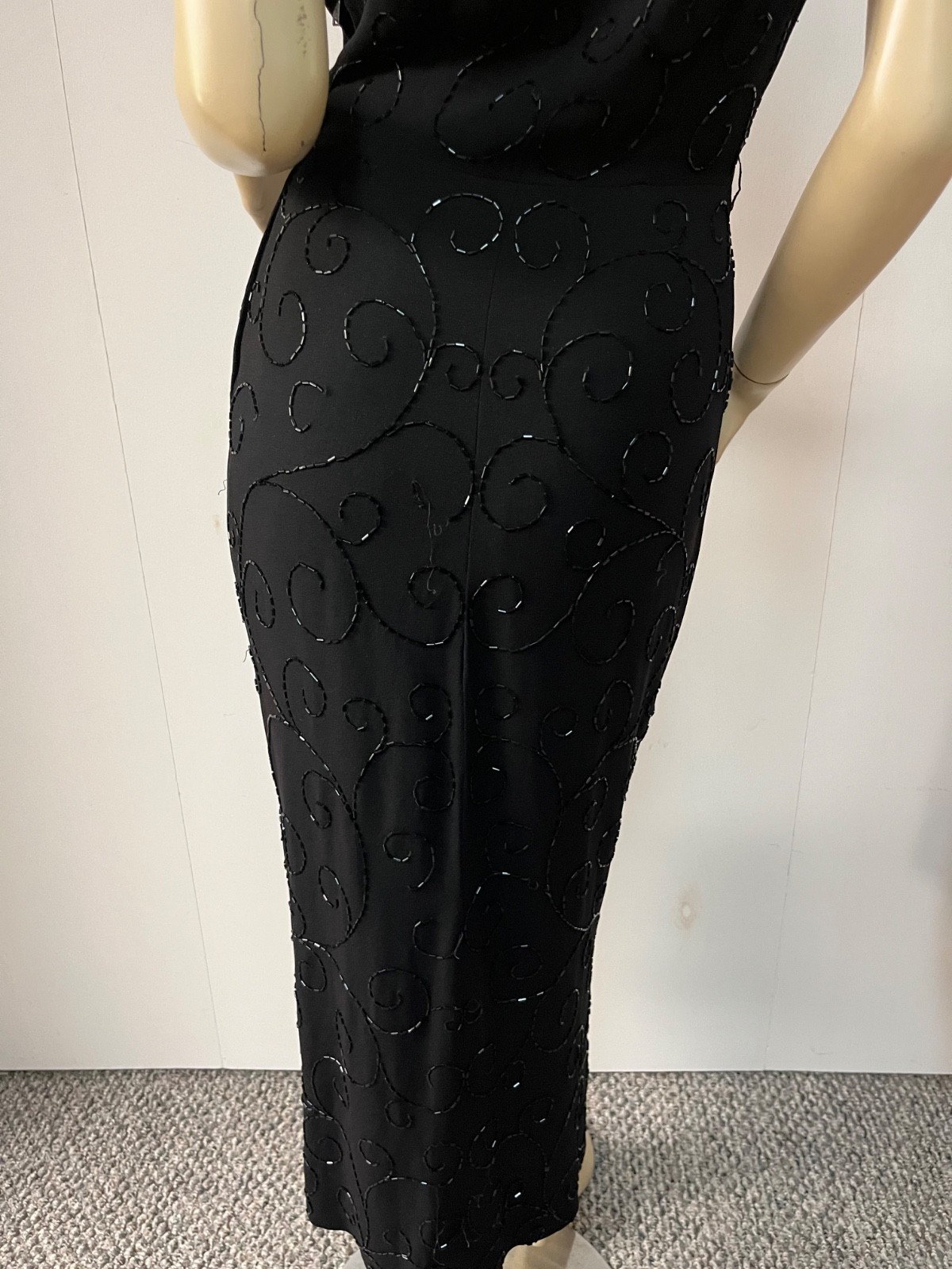 Vintage 1950s Cuffed Cleavage Black Beaded Side Zipper Cocktail Dress Bust 34