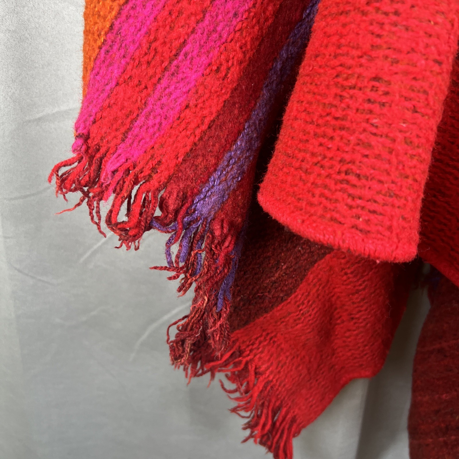 Vintage Roxa Ltd Mixed Wool Poncho Cape Colombian Red Orange Purple