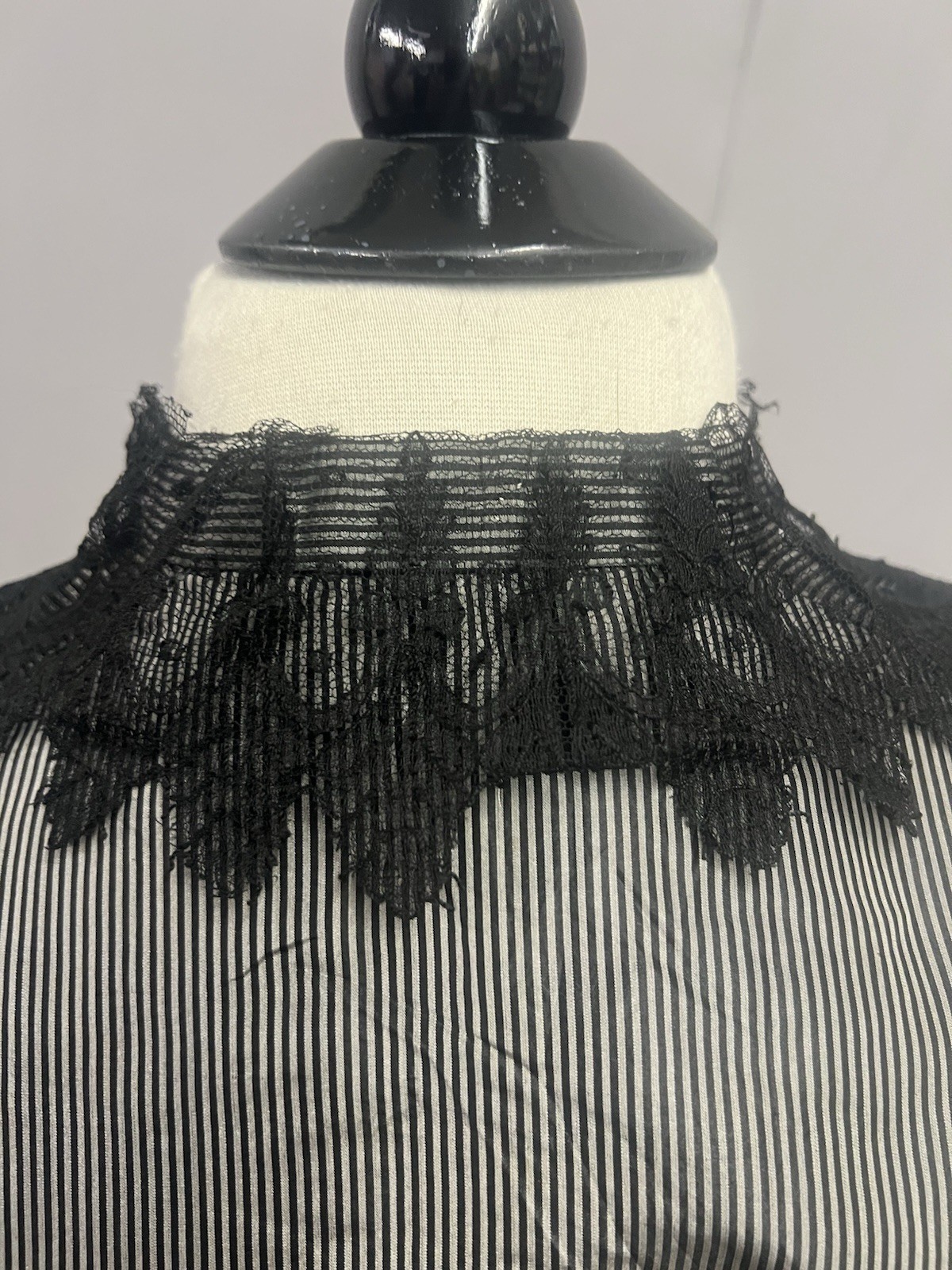 Antique 1860’s – 1880’s Gray & Black Pinstripe Caplet Cape Black Lace Trim