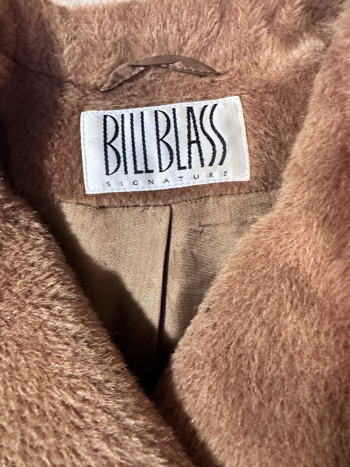 VTG Bill Blass Baby Llama Fur Coat 4 Mid Length Jacket Brown Quiet Luxury Cozy