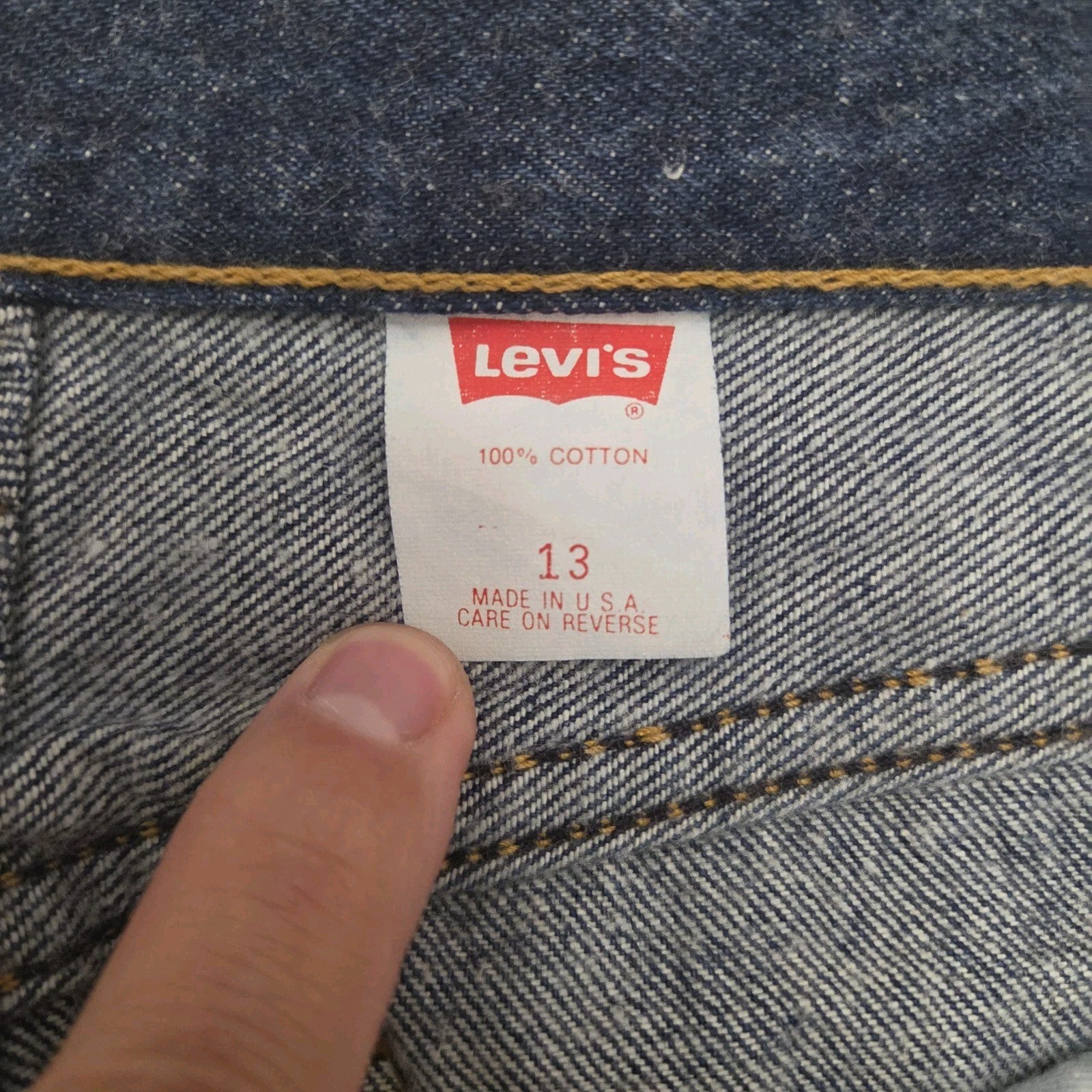 Vintage 80s/90s Levi’s 501 Button Fly Medium Wash Jeans Women’s 13 Made in USA