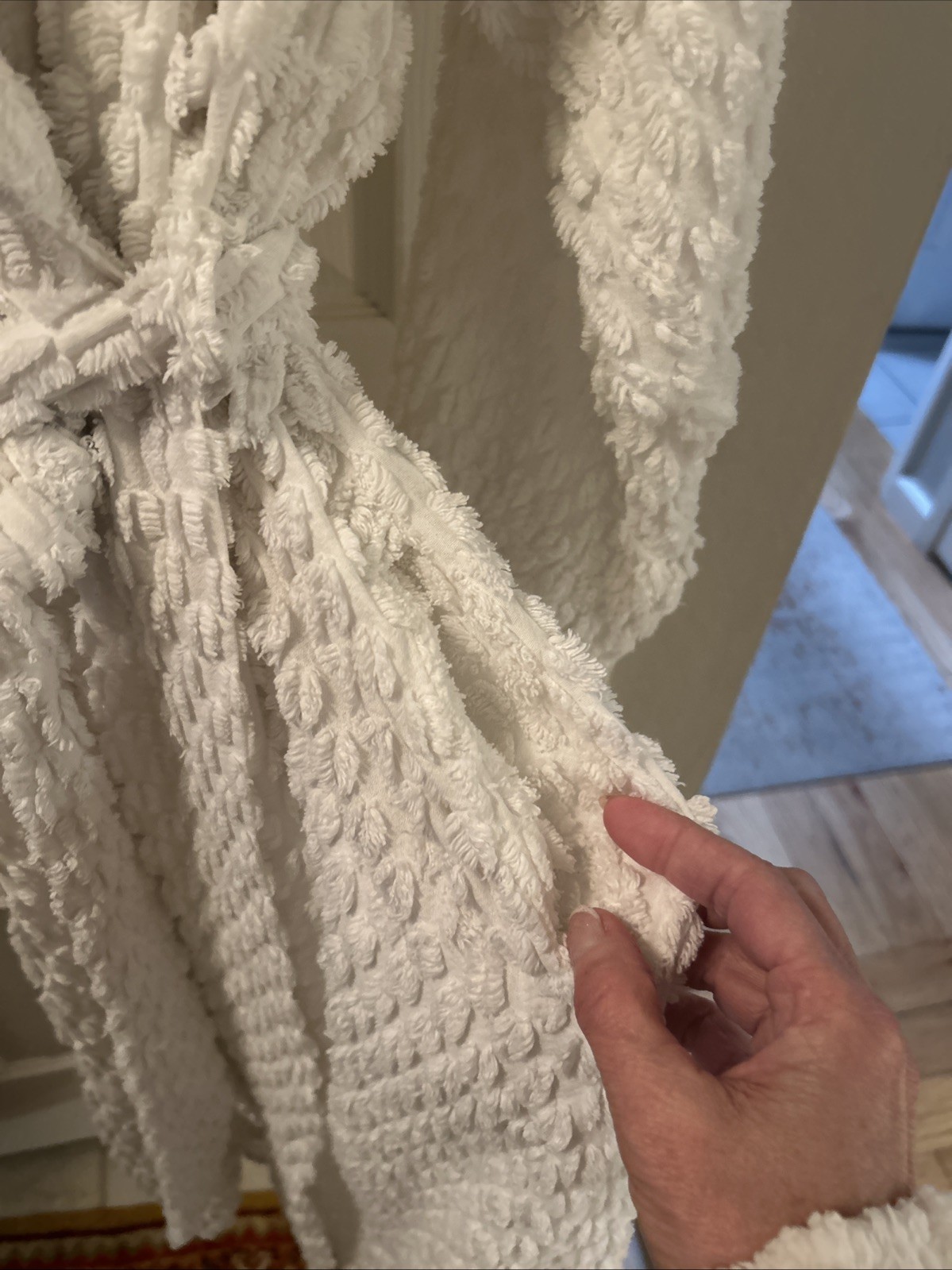 Vintage White Stan Herman chenille robe