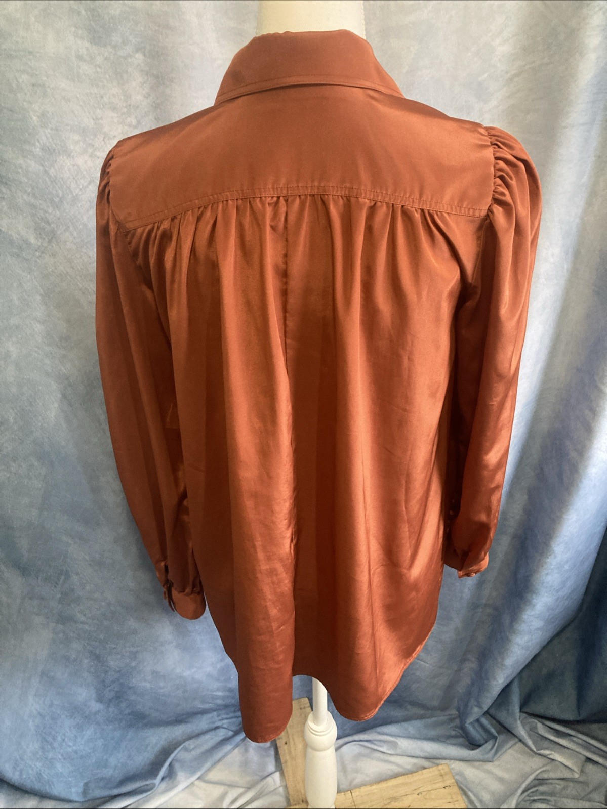 Vtg 80s Chaus Blouse Size 7/8 Fit Med Orange Rust Copper Secretary Top Retro EUC