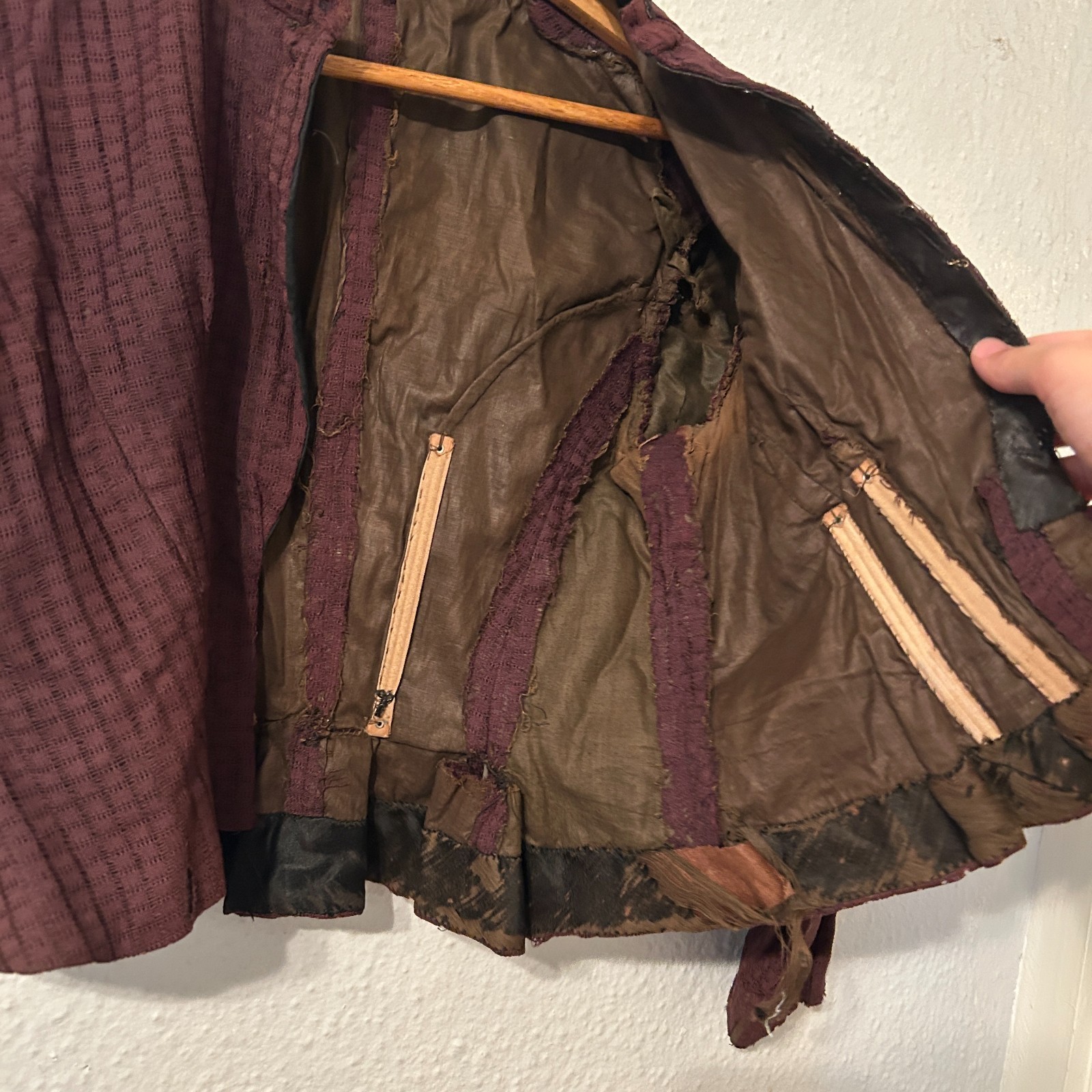 READ As is Victorian Womens S/M Dress Brown Lace Bodice & Skirt Study Repair