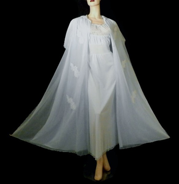 Vintage Unique Double Layered Blue Applique Dressing Gown Robe Peignoir M-L