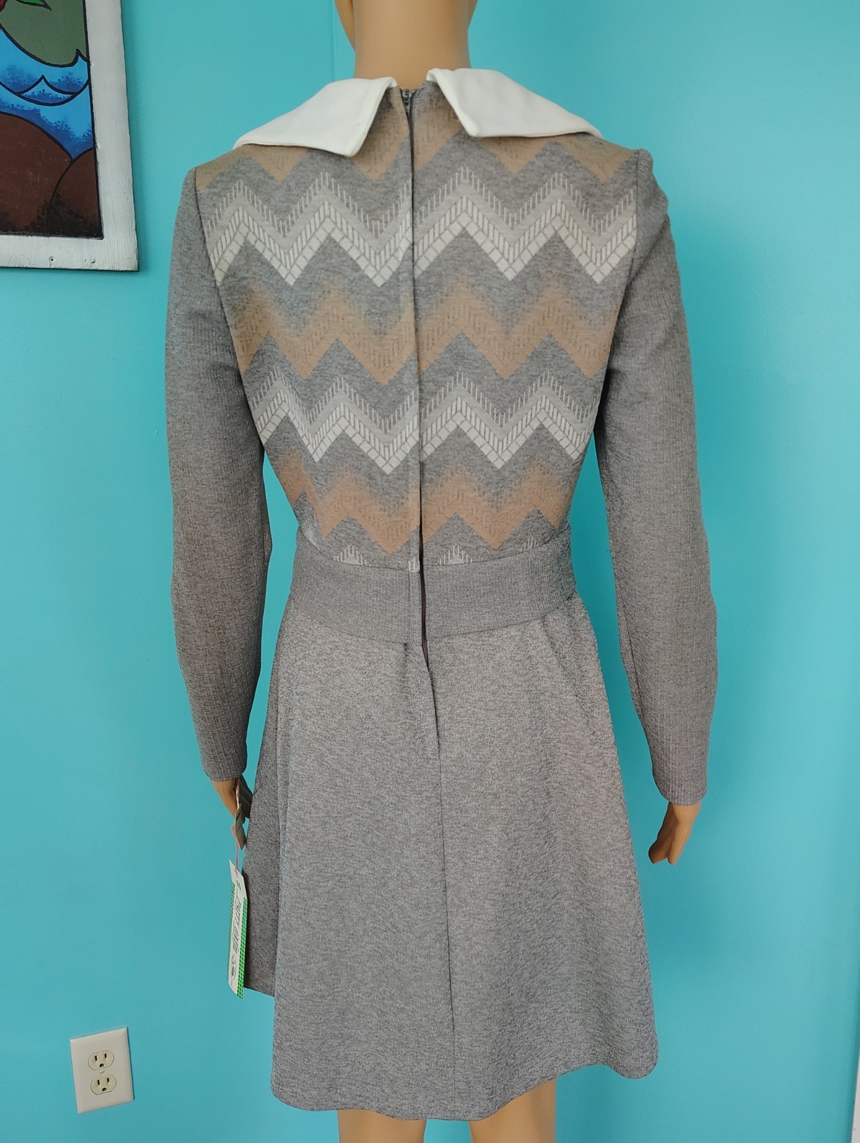 Vintage 70&rsquo;s Chevron Mini Dress Gray Peter Pan Collar Patty O’Neil NWT size: 11
