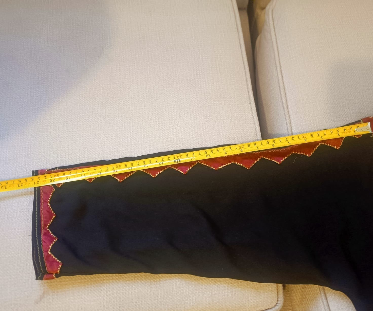 Antique Palestinian Hand Embroidered Folk Ethnic Dress, vintage Tatreez