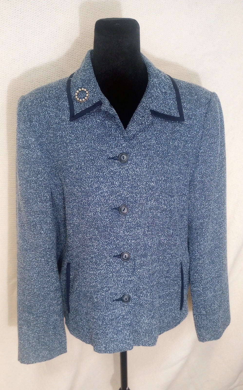 Vintage Koret 80s-90&rsquo;s Blue jacket with shoulder pads. Size Medium (12).