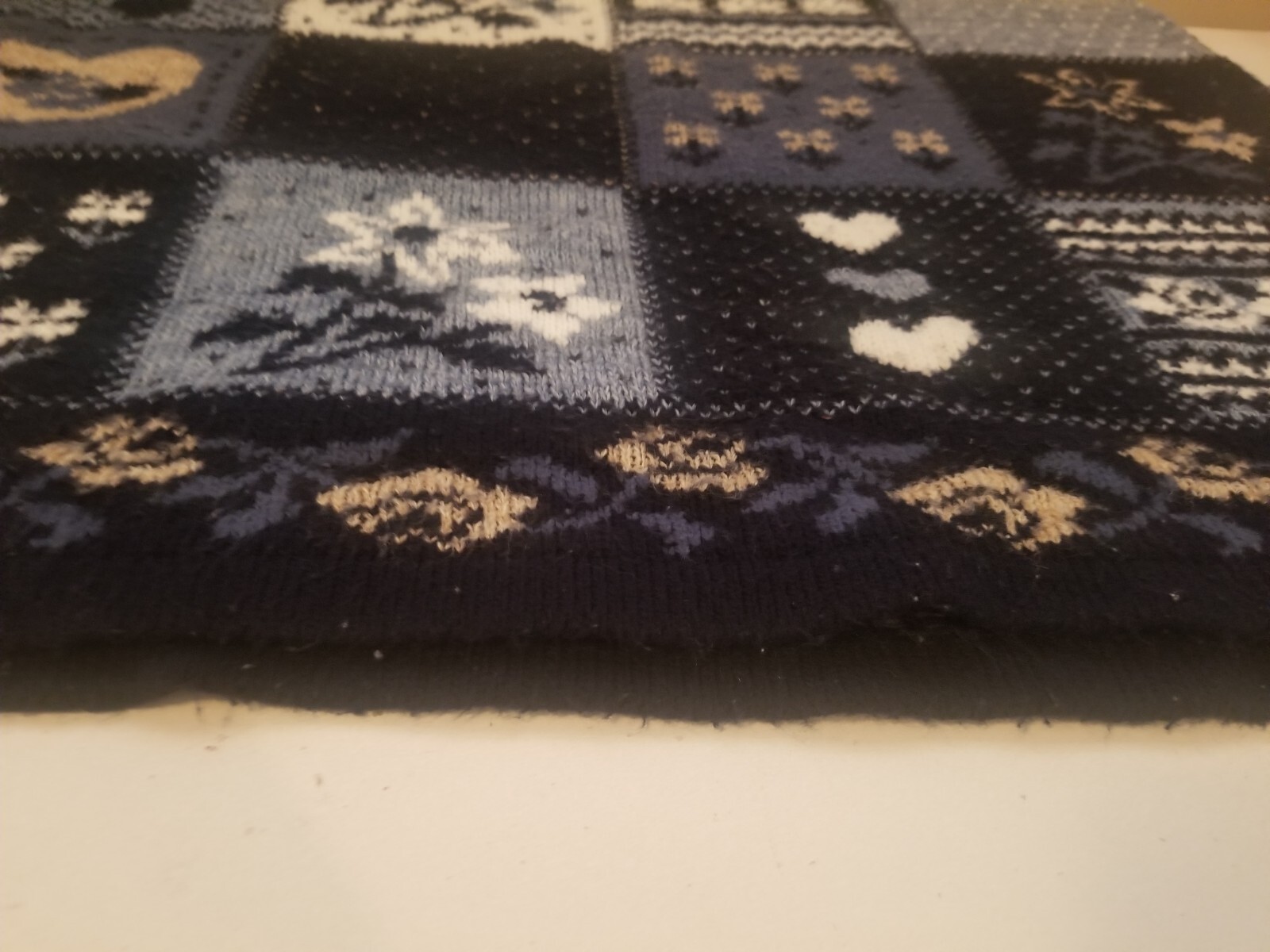 Vintage Adele Sweater Large Knitwear Blue Hearts Flowers MadeInUSA 46&Prime;B/27&Prime;L EUC