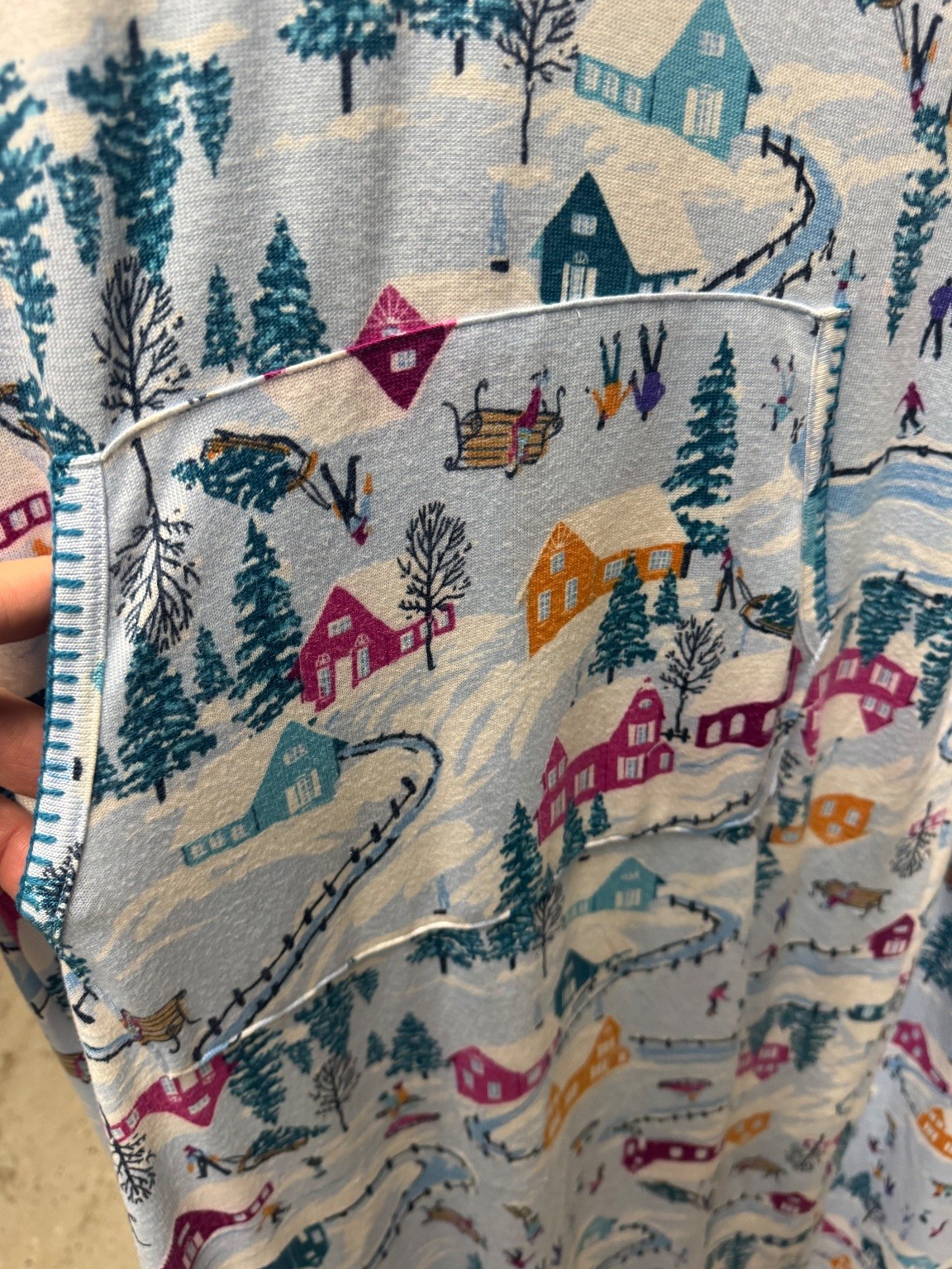 DA3292 Comfort Code by Cuddl Duds Loungewear Tunic Top XS Winter Village Print