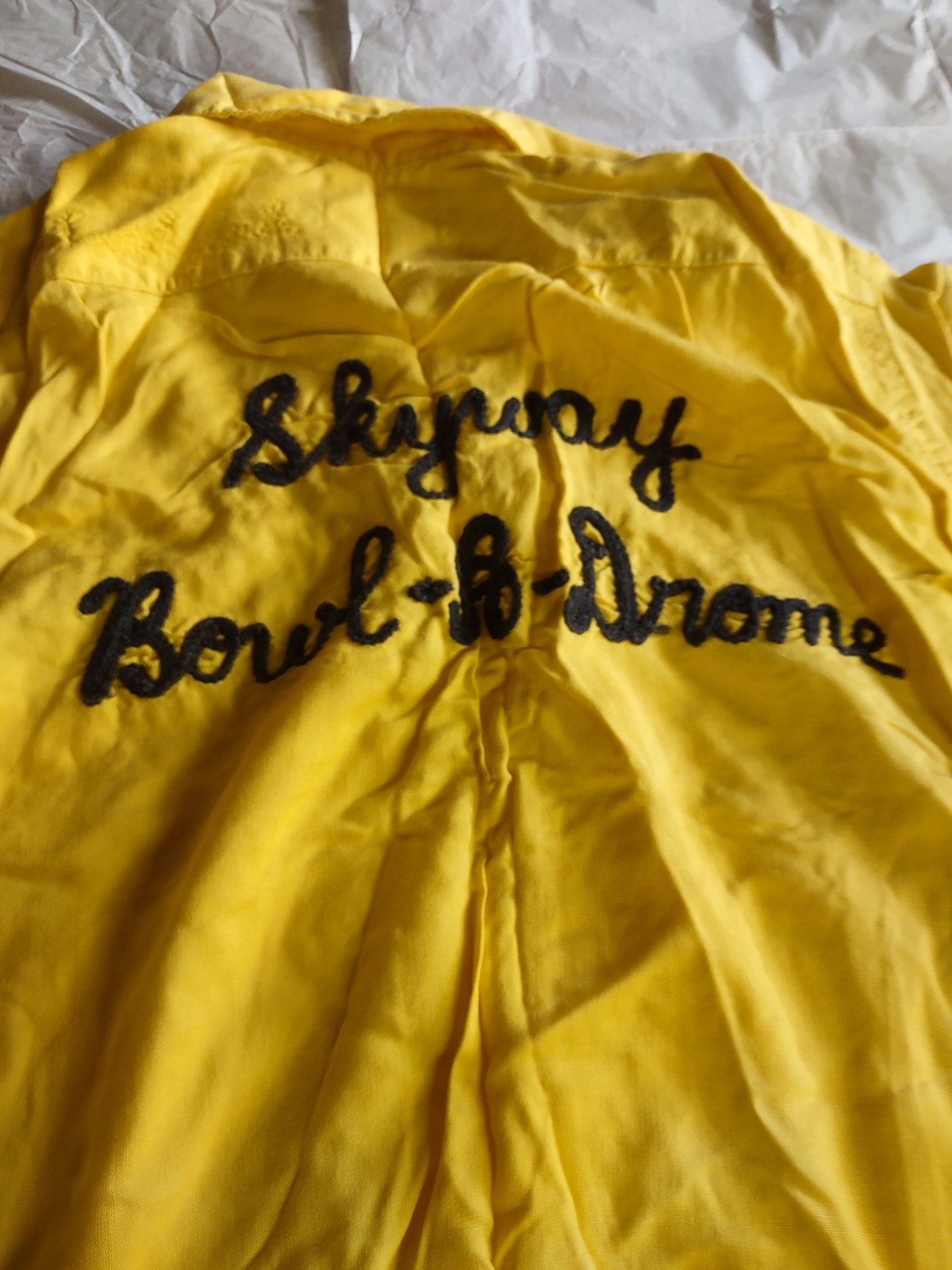 Vintage 60&rsquo;s Bowling Shirt Ladies Small BUTTON UP STITCHED SKYWAY BOWL A DROME