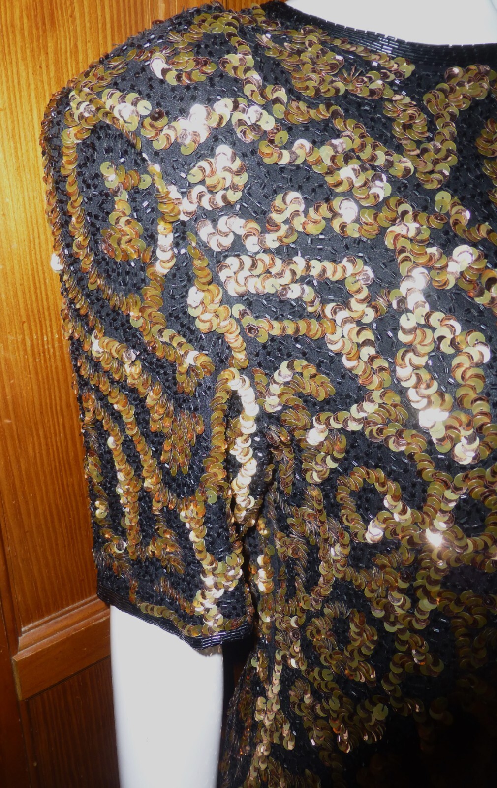 Vtg 80s Black Gold SEQUINS Beads Embroidery SILK Evening Formal Sheath Dress M