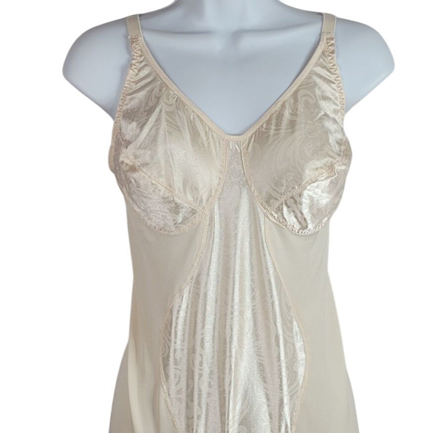 Lady Manhattan Wireless Shaper Bodysuit Girdle Tan 36D Teddy Style 5068 Vintage