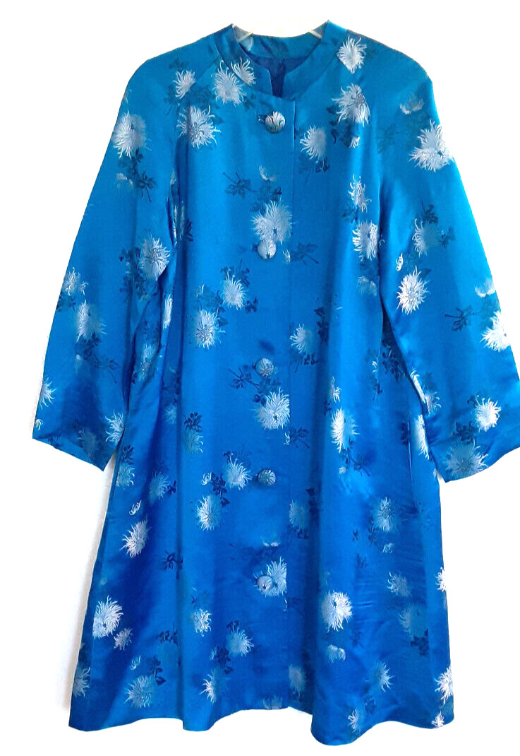 VTG Harilela&rsquo;s Custom Oriental Peacock Blue Satin Floral Swing Coat Hong Kong L