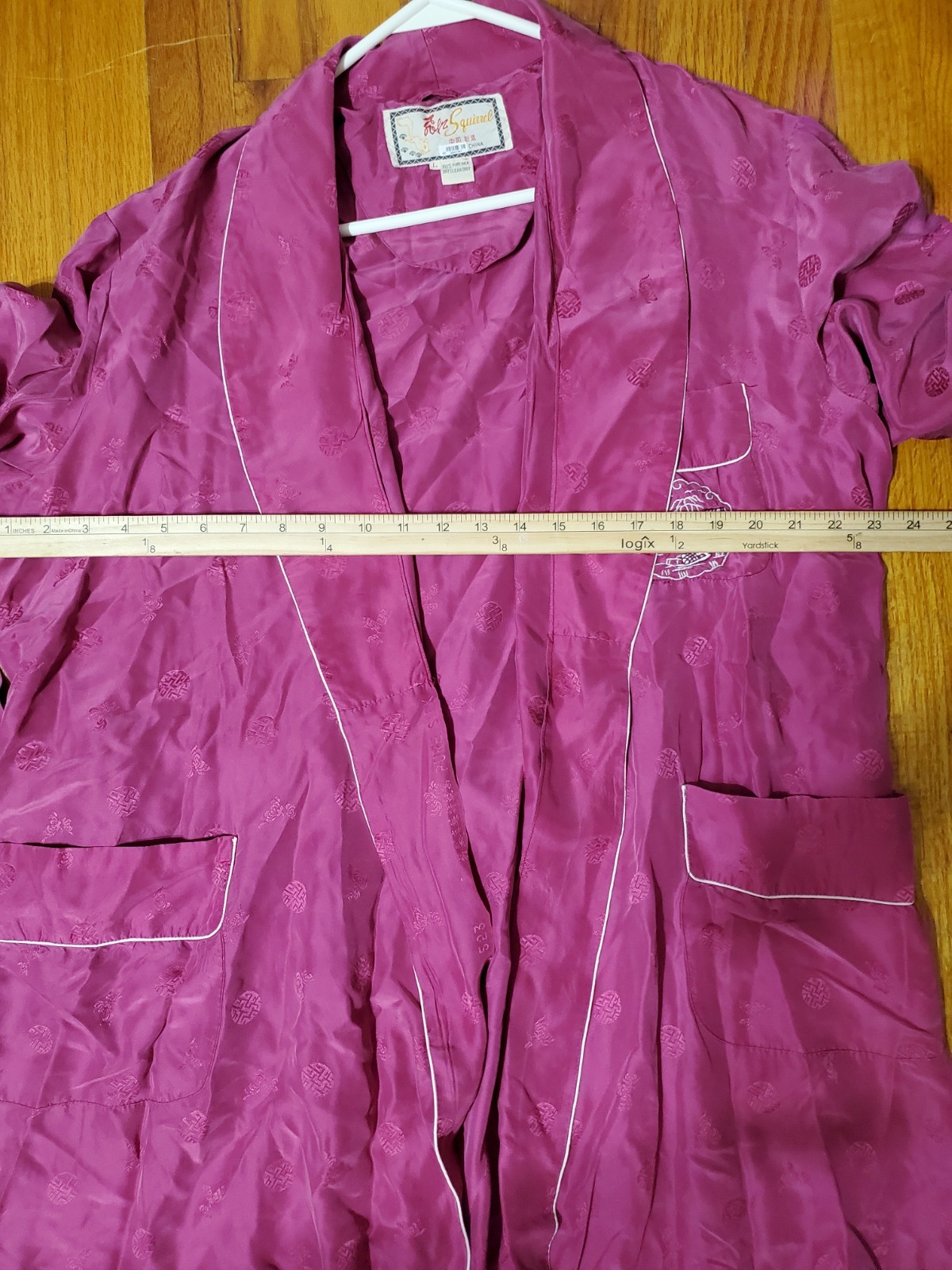 Vintage Solz Squirrel Kimono Robe Silk Magenta Size Large Belted Oriental Pocket