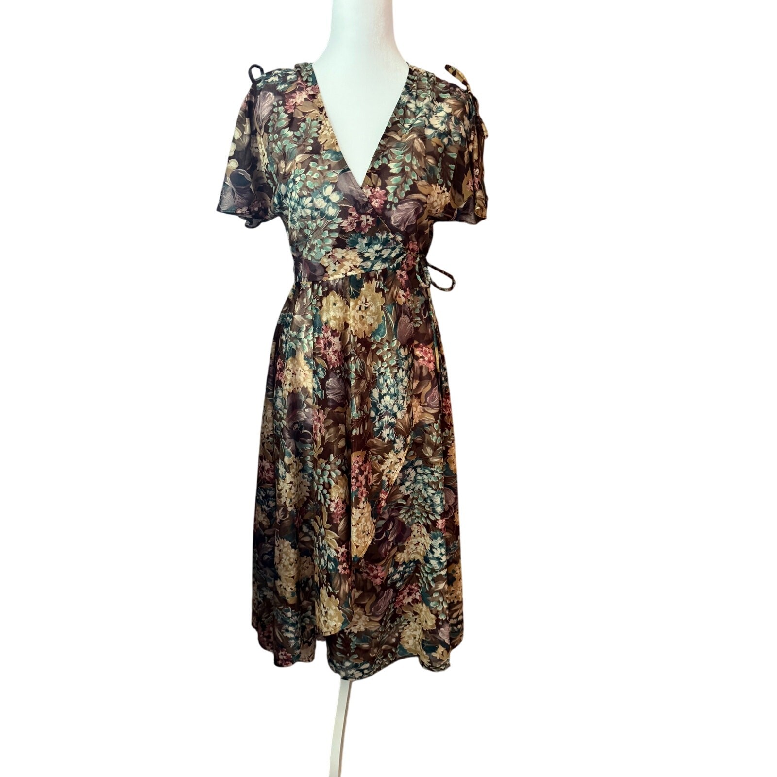 Vintage Floral Wrap Dress 70&rsquo;s
