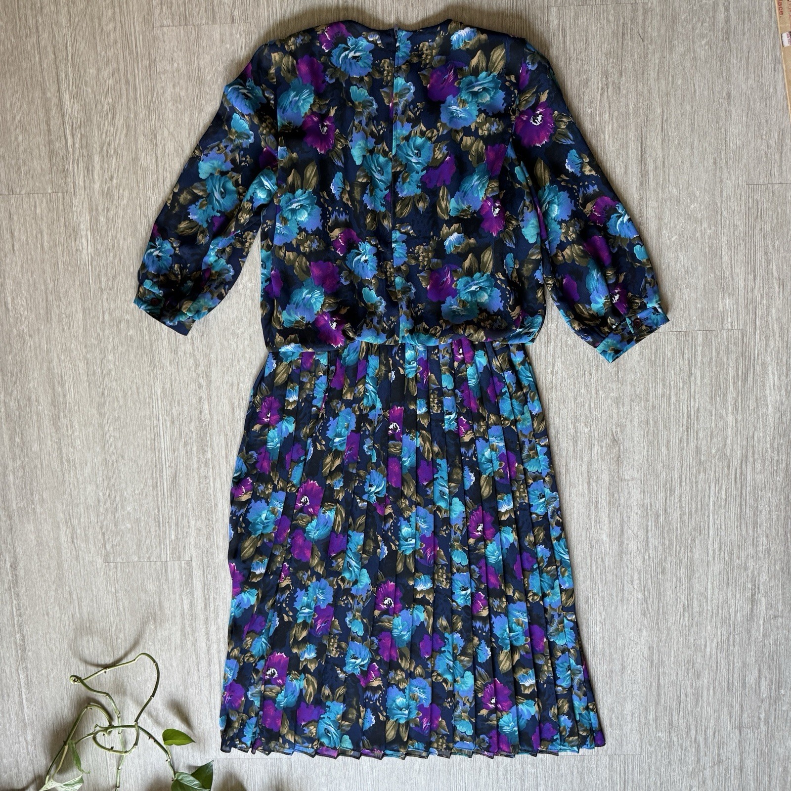VTG 80s REO Originals Dress Women&rsquo;s 12 Floral Pleated Long Sleeve Blue Violet