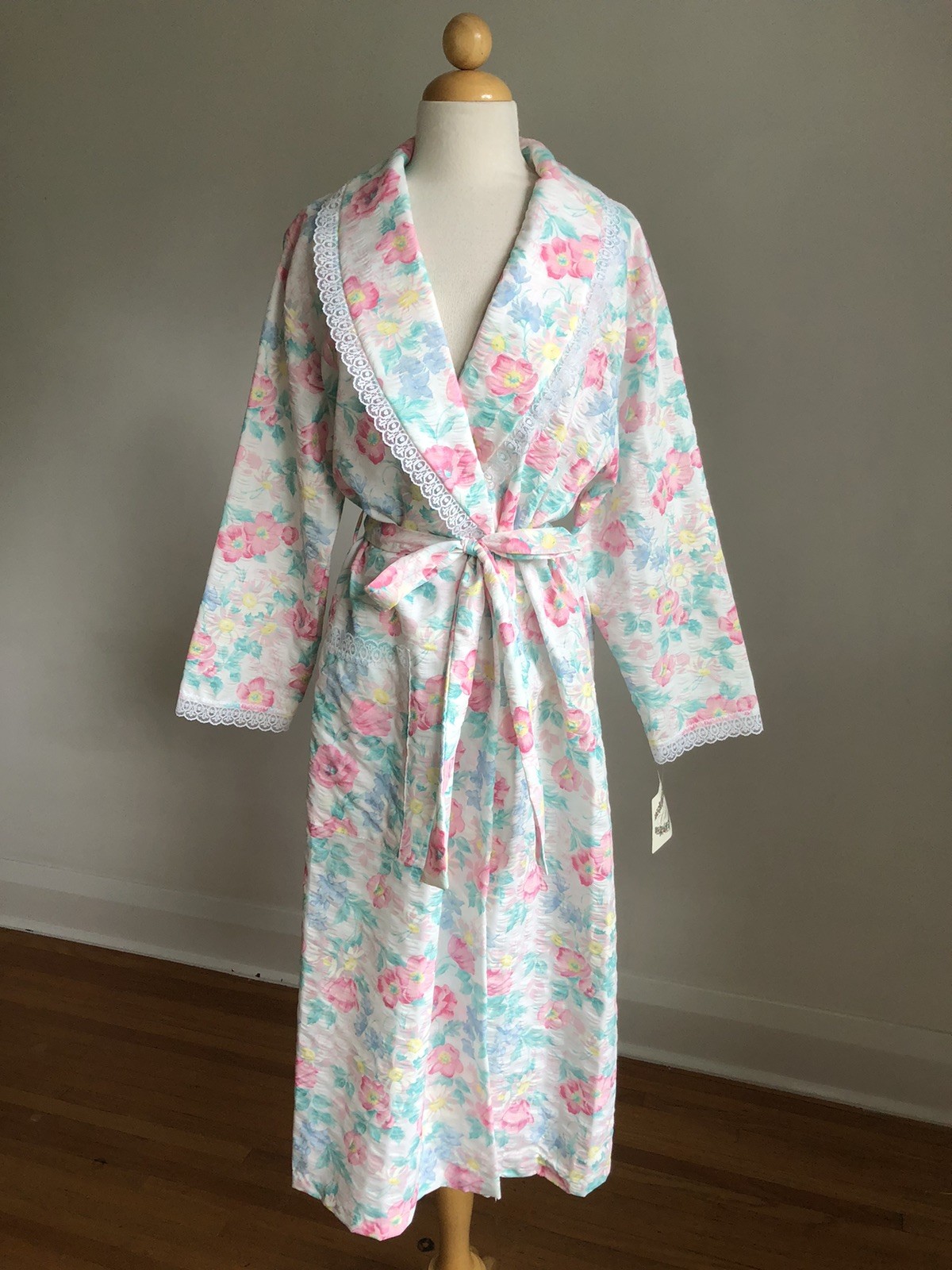 STUNNING NWT VTG CACHET Floral PolyCottton & White Lace Full-length Robe SZ M