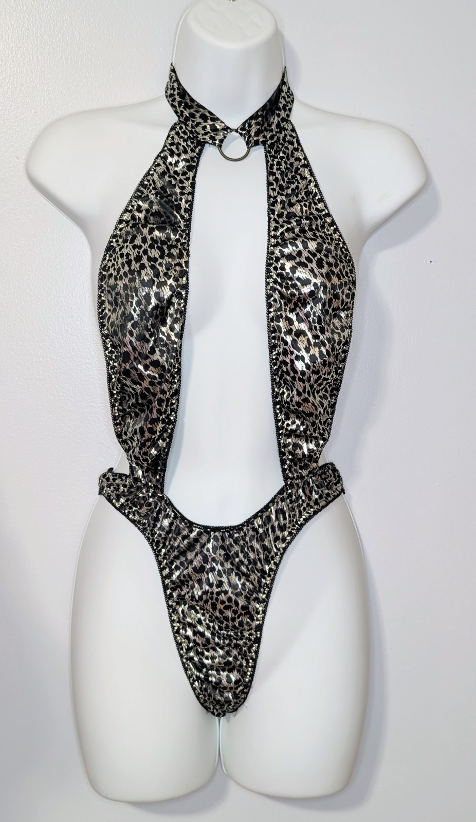 Vintage 80s/90s Frederick&rsquo;s of Hollywood Metallic Foil Leopard Teddy O-Ring OS