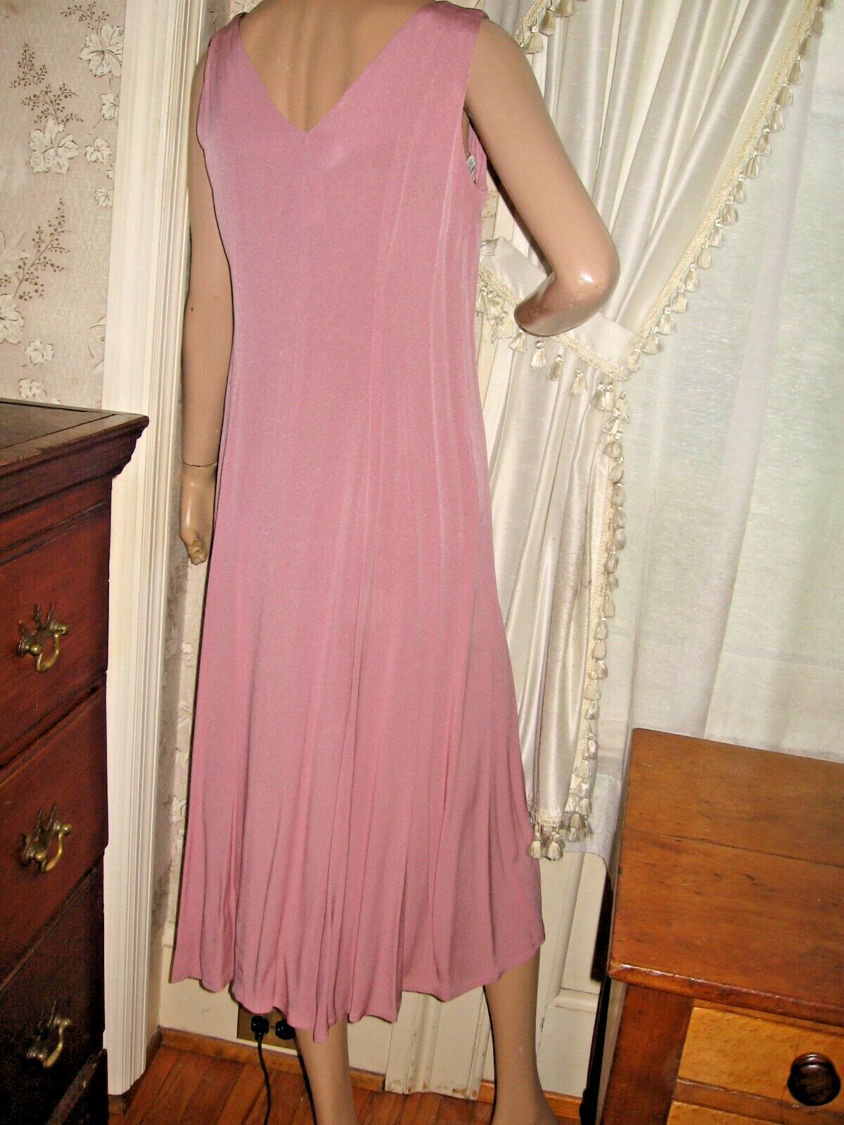 LOVELY VINTAGE 1980-90 WILD ROSE MAUVE MIDI 2 PIECE OUTFIT – DRESS -JACKET