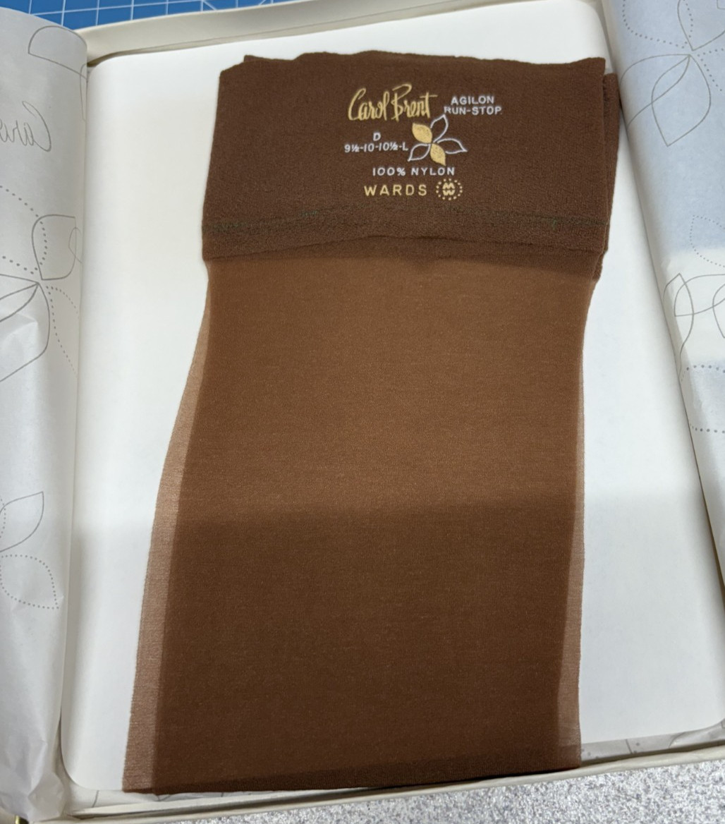 VTG Carol Brent Agilon Support Hosiery 93 Beige Size D 9.5-10.5 Long NOS NIB