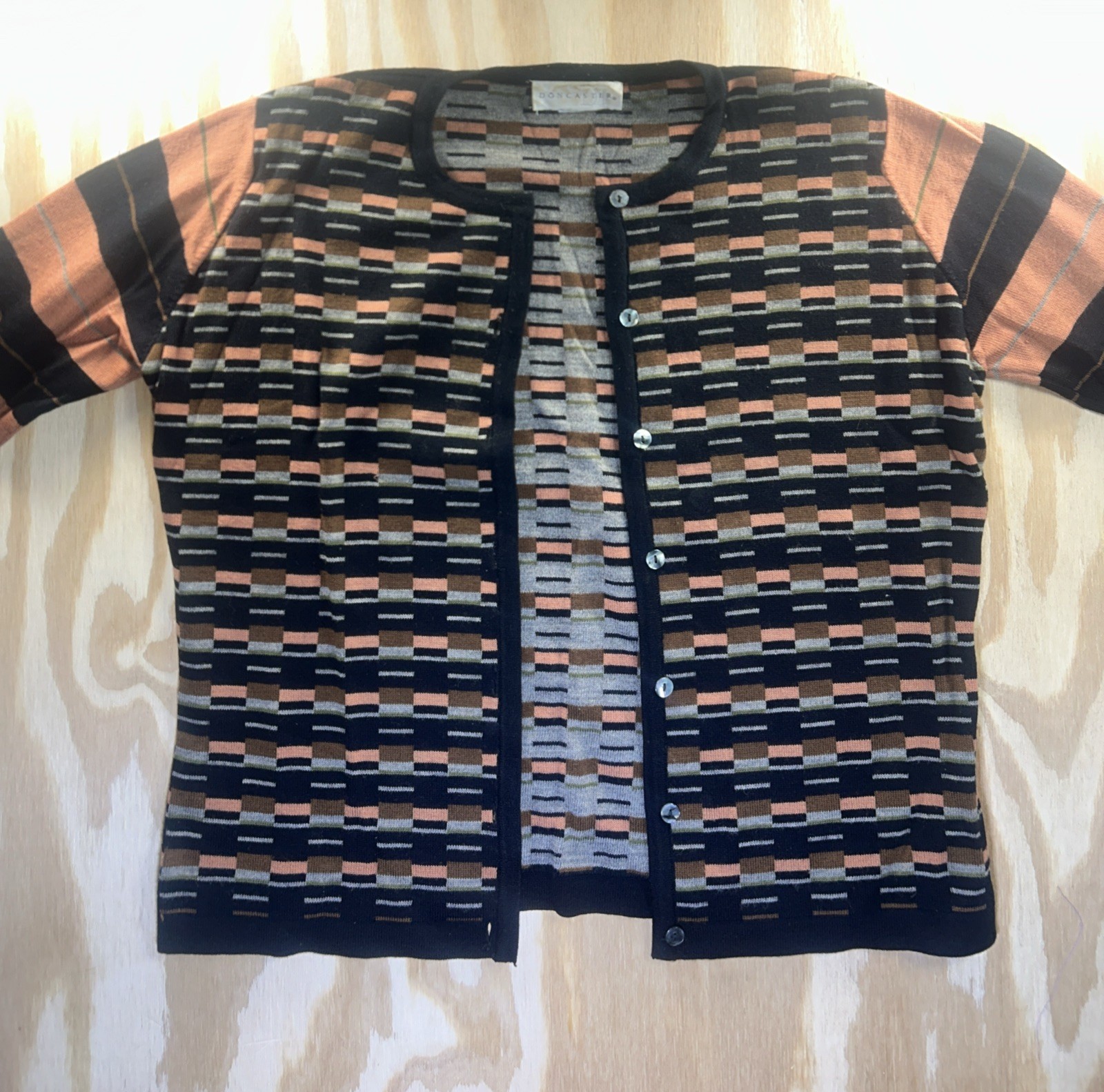Vintage Doncaster Extrafine Merino Wool Multicolor Long Sleeve Cardigan