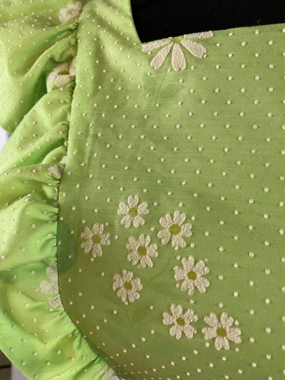 1970s Vtg Maxi Dress Gown Green Flocked dotted swiss daisy Mod Hippie Prom mint