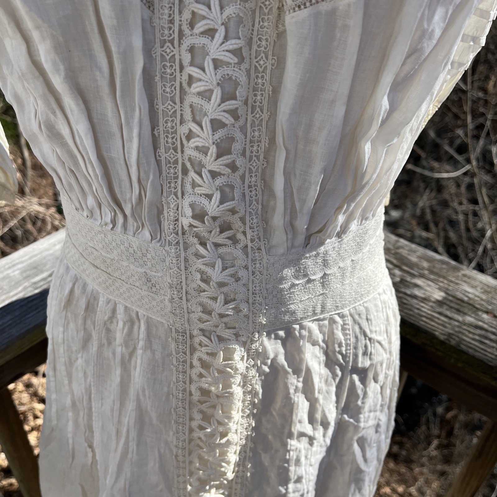 Authentic Edwardian Off White Cotton Lawn Dress c.1900 Lace Pintuck Button Back