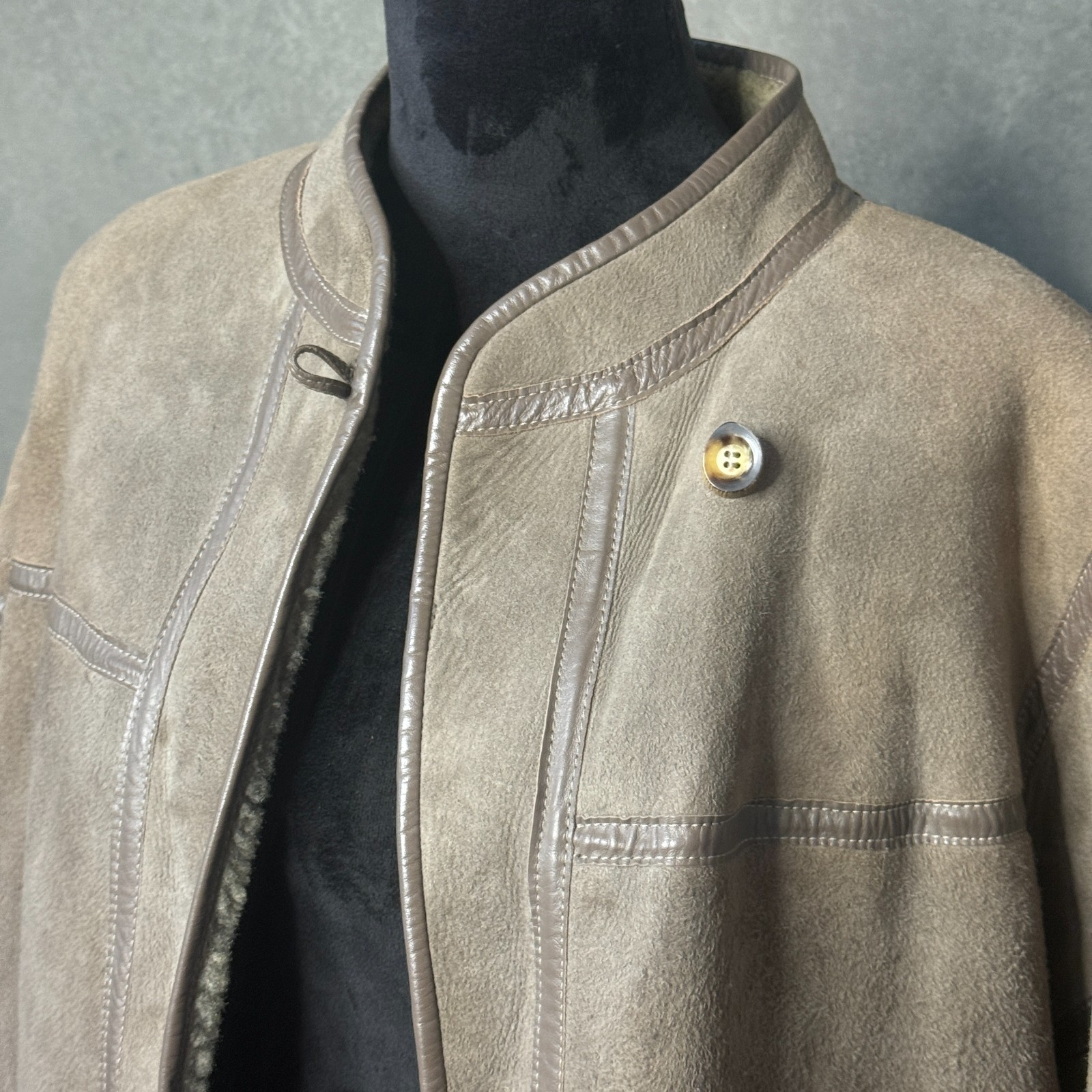 Wallace Sacks Furriers Vintage Sheepskin Shearling Coat England UK 16 EU 42
