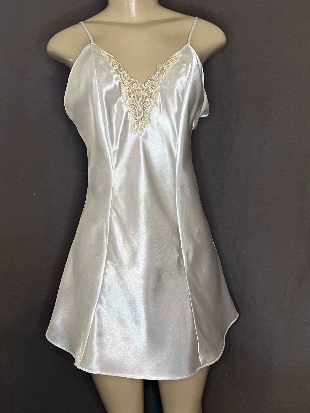 Vintage FREDERICK&rsquo;S OF HOLLYWOOD White Satin Chemise Slip Dress