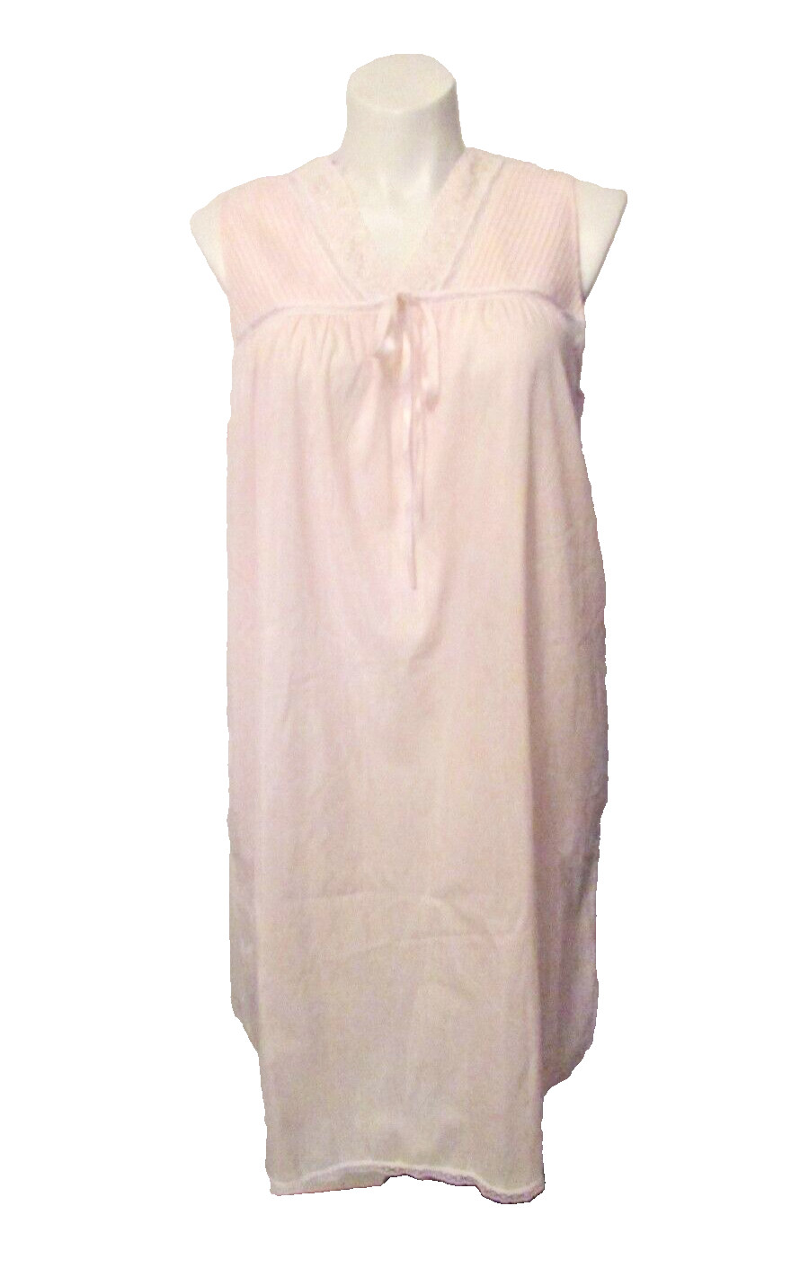 Vanity Fair Polyester/Nylon/Cotton Soft Blend Embroidered Nightgown 1X USA made