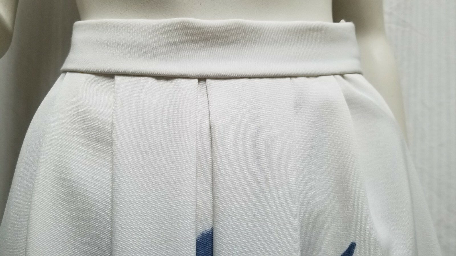 Vintage White with Blue Hand Printed Design Pleat Front Skirt – Waist 30 in.