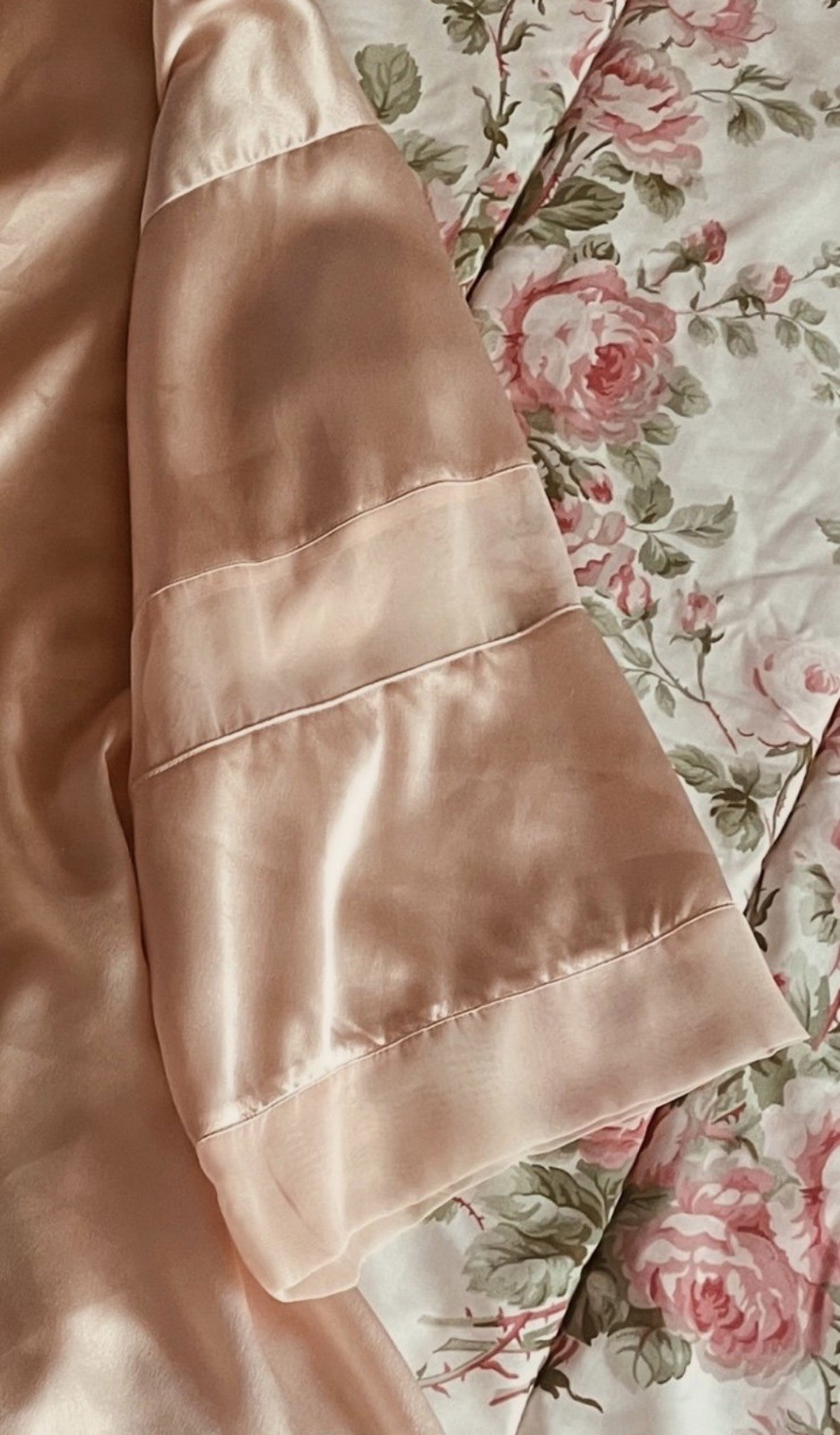 Vintage Valentino Intimo Satiny Soft Robe w Sheer Stripe Arms Peachy Pink Sz L