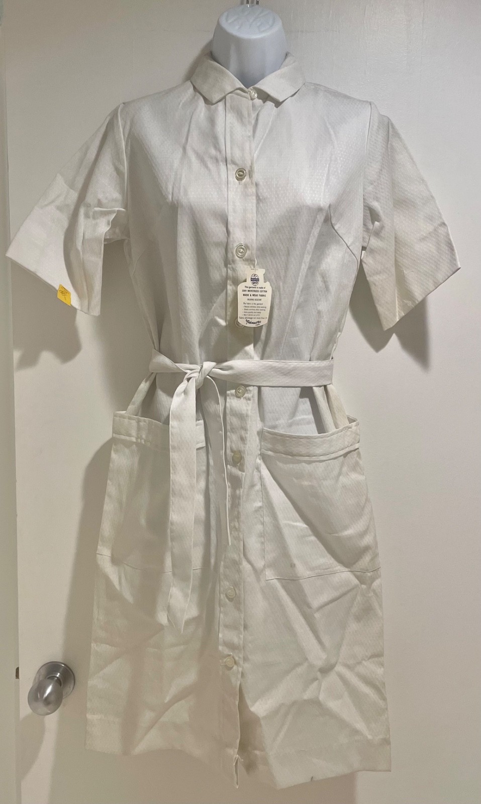 Vtg 60s Sz 8 White Cotton Nurse Uniform Trapeze Dress w/Sash Belt.